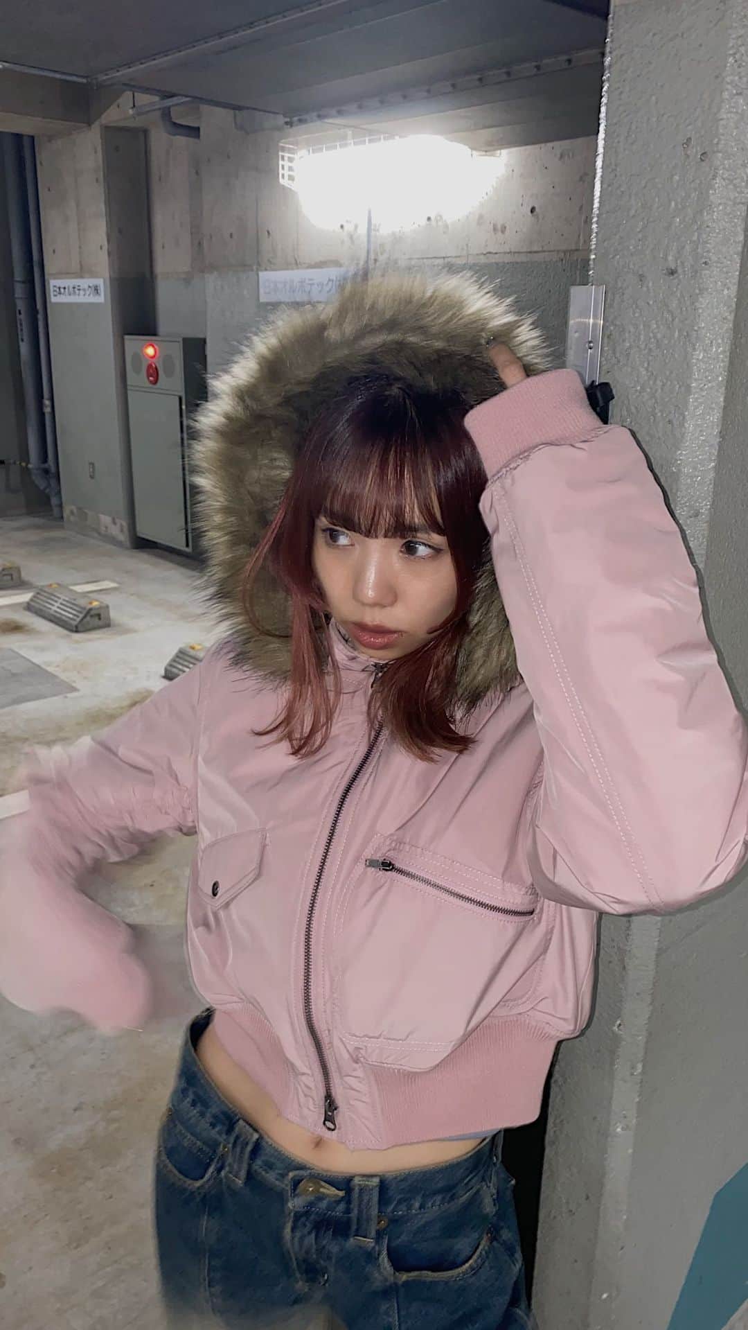 のインスタグラム：「10/6 発売新作live🩵 最後にbig news👽🩶💦 ㅤㅤㅤㅤㅤㅤㅤㅤㅤㅤㅤㅤㅤ #laguagem」