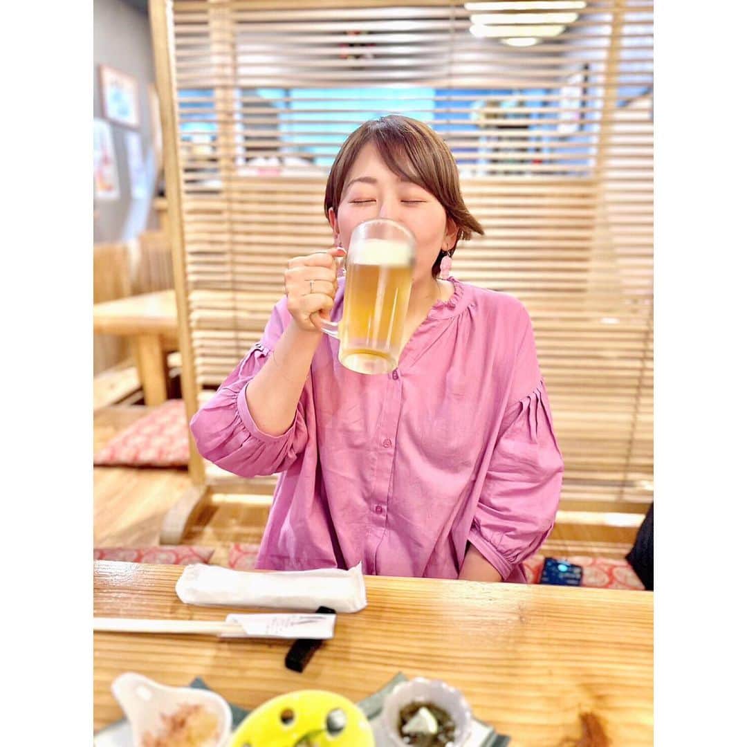 宇田川紗稚さんのインスタグラム写真 - (宇田川紗稚Instagram)「.9月の記録🌕 ⁡ 実家から見えた中秋の名月🌕 （iPhoneXの画質が🥺🙏）  9月はごみを拾って、MCして、時々飲んで🍻 ⁡ 先日母が宝塚デビューしたのですが 写真を撮らず...撮ればよかったな🌸 それはまた次の機会に！ ⁡ #9月 #中秋の名月 #海と日本プロジェクト #ごみ拾い #MC #最近あまり飲んでいないので飲みたいです #🍺」10月4日 20時17分 - sachiudagawa