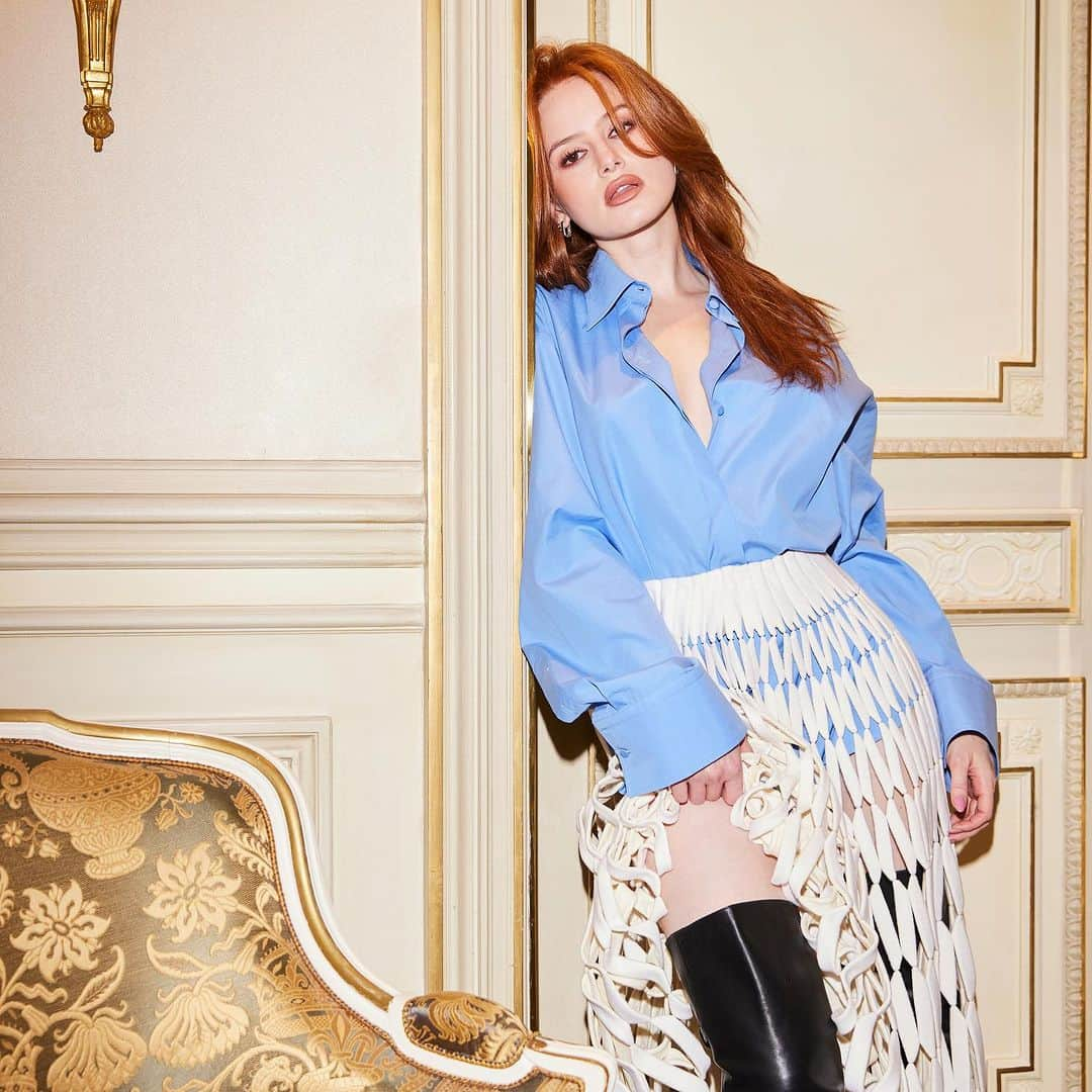 マデライン・ペッチさんのインスタグラム写真 - (マデライン・ペッチInstagram)「paris with @maisonvalentino 🤍✨」10月5日 1時54分 - madelame