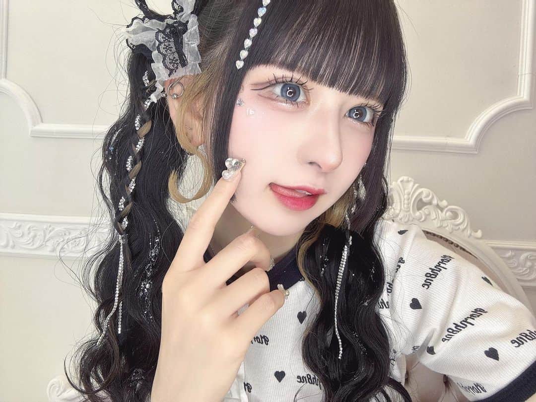 狐波ろんのインスタグラム：「たまには女のコᐡ o̴̶̷̤ o̴̶̷̤ ᐡ‪‪𝑺𝑶 𝑮𝑶𝑶𝑫」