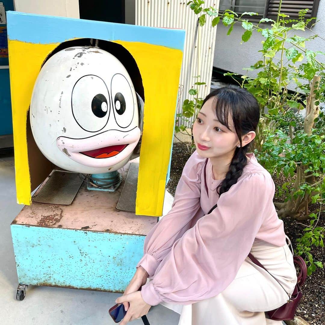 KANAKAのインスタグラム：「中崎町のレトロゲームセンターにQ太郎さんいた👻  #中崎町 #レトロ #q太郎」