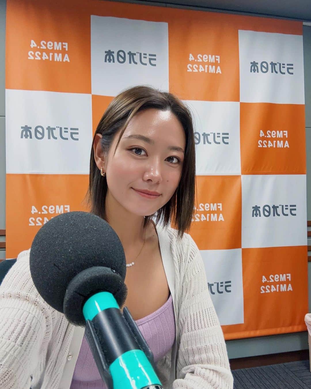 のインスタグラム：「📻レギュラーラジオ番組📻  ラジオ日本（ FM92.4MHz AM1422kHz ）📻🇯🇵  【トラック王国のBoo!Boo!Boo!】  毎週水曜日24:30〜25:00  今回のゲストは、アートトラックマガジン 月刊『トラック魂(スピリッツ)』の編集委員の栗栖康平さんです✨  なんとサーファーということでかなり話が弾みました😊カッコいいトラックのアツイお話しを下さって、凄く明るくて漢気溢れるお話が聞けるので、お聞き逃しなく！  『radiko』でも聴くことができますので、地方の方や聴き逃した方はぜひここから聴いて下さい🔥  #ネントリーズ株式会社 #トラック王国 #ラジオ日本 #radiko」