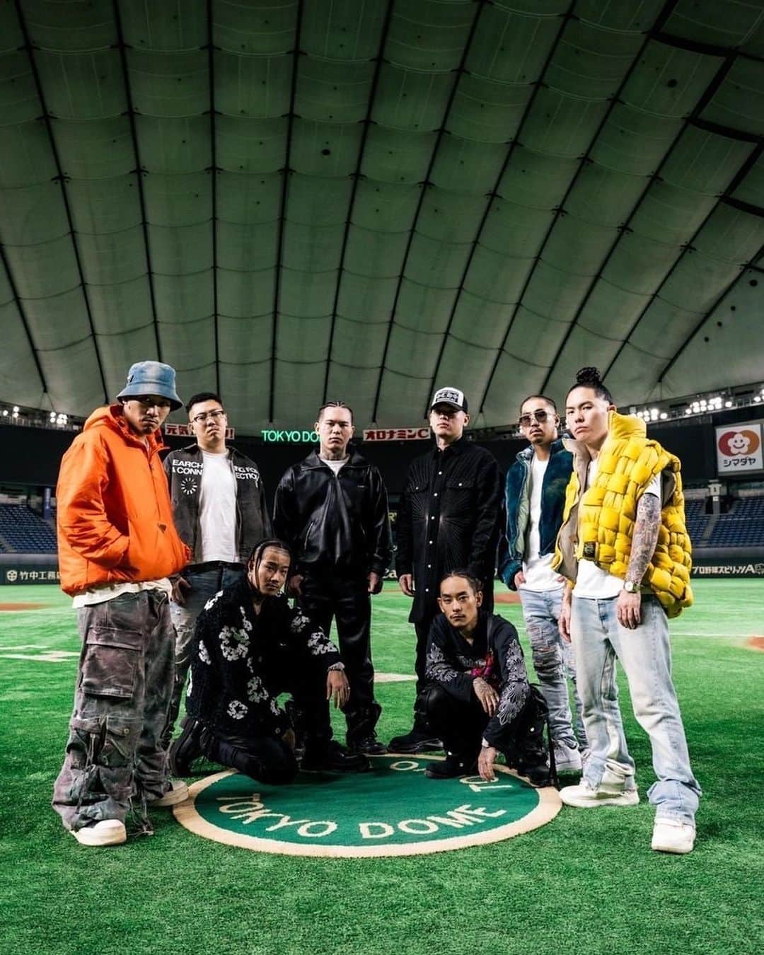 cherry chill will.のインスタグラム：「@badhop_official  "TOKYO DOME CYPHER" photographed by cherry chill will.  @tpablow_breath @yzerr_breath @gkid_breath @yellow.pato_breath @bark_breath @vingo_breath @benjazzy_breath @tijijojo_breath   and @koretakakamiike @renichi_breath @sammy_breath @meinoda826 @lilhoneyprincess @yosukeotsuka13」