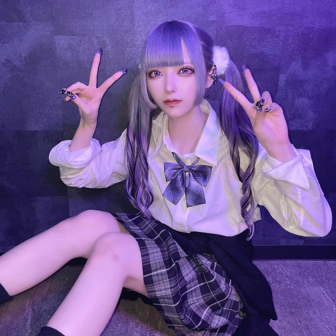 黒魅ららさんのインスタグラム写真 - (黒魅ららInstagram)「勉強きらいー！！」10月4日 21時01分 - _ux_xuxoo