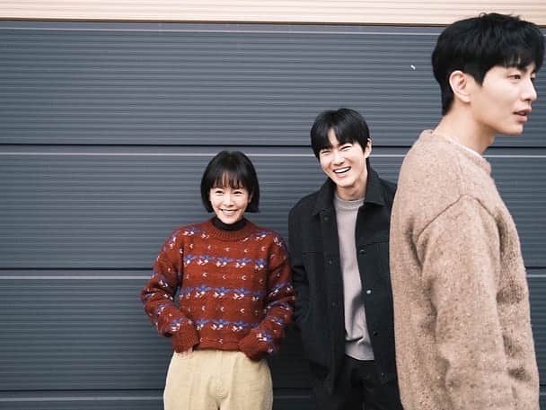 スホさんのインスタグラム写真 - (スホInstagram)「힙하게 와 선우 를 사랑해주신 시청자 여러분들 그리고 EXO-L 진심으로 감사드립니다.  ☺️ 그리고 함께 해주신 우리 김석윤 감독님👍, 촬영팀 모든 스탭분들, 선후배 배우분들 감사합니다 사랑합니다.」10月4日 21時07分 - kimjuncotton