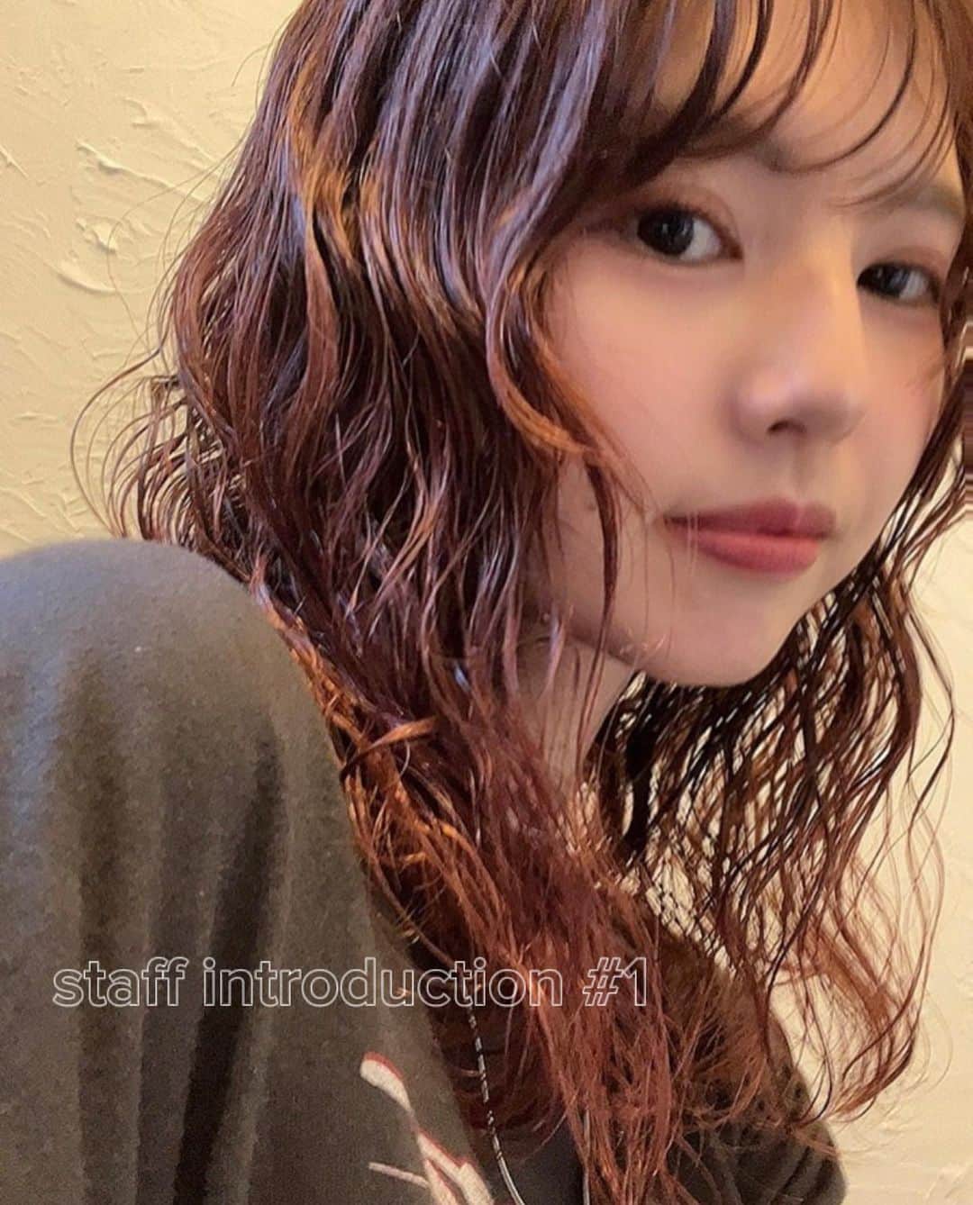 Ungrid staff snapのインスタグラム：「全国にいるUngrid staffからピックアップ✨  気になるスタッフはフォローしてコーデもご参考に♩ 店舗に行かれた際はぜひ声をかけてください👀♡ . . 📍名古屋パルコ店／澤奥 和香子／166cm @wakako_sawaoku_   初めましての方には99%の確率で思ったより背がでかくて声が低いねと言われます🦒笑 カジュアルベースでレディからメンズライクまで他系統で着ます◎ 趣味はカフェ巡りでコーヒーとチーズケーキが大好きです☕️ バンドが好きでフェスやライブに行くのでフェスコーデなどのご相談やおすすめのバンドがいたら是非お話しさせてください🫣  📍ルミネ池袋店／阿部 美桜／163cm @miu_abe_   趣味は音楽や映画鑑賞とすきなアーティストのライブに行く事と旅行が好きです！ 休日はあまり家に居る事がなく、常に外に出ています🌿 色んな所に行くのがすきなので、友達と車で遠出したり、月に１回は美容dayで詰め込む日もあります☺️  📍仙台パルコ店／後藤 茉耶／154cm @maya_goto_  今ハマってることはジムでひたすら走ることと、サウナで汗をたくさんかくことです！ 休日もヨガとジムの行き来など、アクティブに過ごしています！！  ーーーーーーーーーーーーーーーーーーーーーーーーーーーー ☑︎商品詳細は製品タグ or TOPページURLよりチェック   » @Ungrid_staffsnap  #Ungrid #ungrid_official #ungriddenim #ungridコーデ #アングリッド #カジュアル #カジュアルコーデ #カジュアルスタイル #シンプル #シンプルコーデ #シンプルスタイル #骨格診断 #骨格別 #骨格ストレート #骨格ウェーブ #骨格ナチュラル #低身長 #高身長 #ungrid_staff」