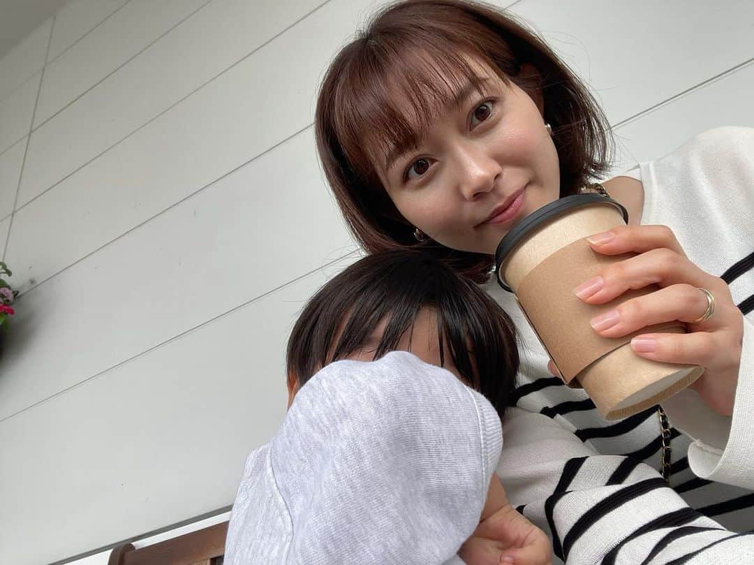 久冨慶子さんのインスタグラム写真 - (久冨慶子Instagram)「・ 急に寒くなってきた☕️ #秋 #長袖 #ボーダー #髪切ったよ」10月4日 21時03分 - keiko0hisatomi