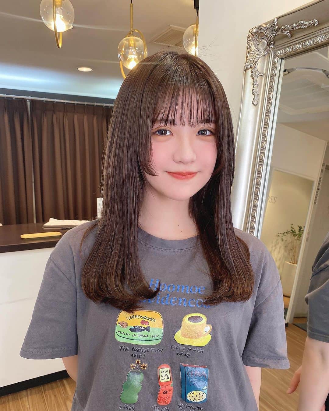 砂糖桃さんのインスタグラム写真 - (砂糖桃Instagram)「ロング+姫カット👸🏻 どうかな~？  @arna_gram  エクステとカラーありがとうございます✨  . #エクステ #姫カット #ブラウンカラー」10月4日 21時10分 - _peeach_
