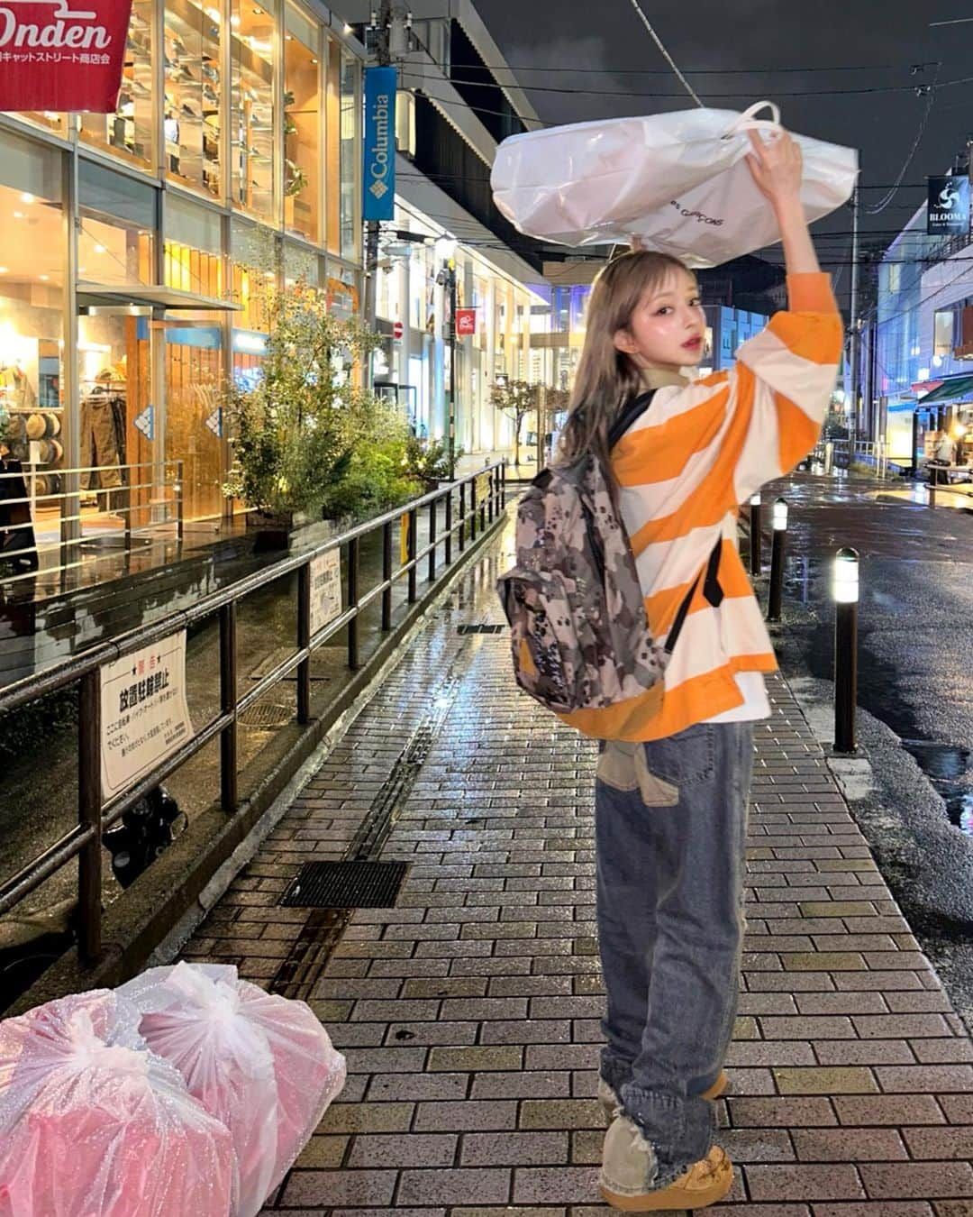 カン・テリさんのインスタグラム写真 - (カン・テリInstagram)「傘がなくても幸せです🌂 @kusneuf_nyc」10月4日 21時10分 - taeri__taeri