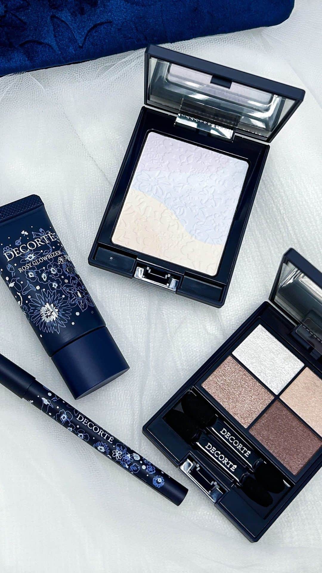 mimiTVのインスタグラム：「コスメデコルテ ウィンターダズル コレクション  ❄️トランスルーセント セッティングパウダー ウィンターダズル エディション 02 dawn snow ❄️アイグロウジェム プレストコンパクト 01 frosty dawn ❄️ロージーグロウライザー ❄️グレージュブラウン ペンシルアイライナー 01 winter buds」