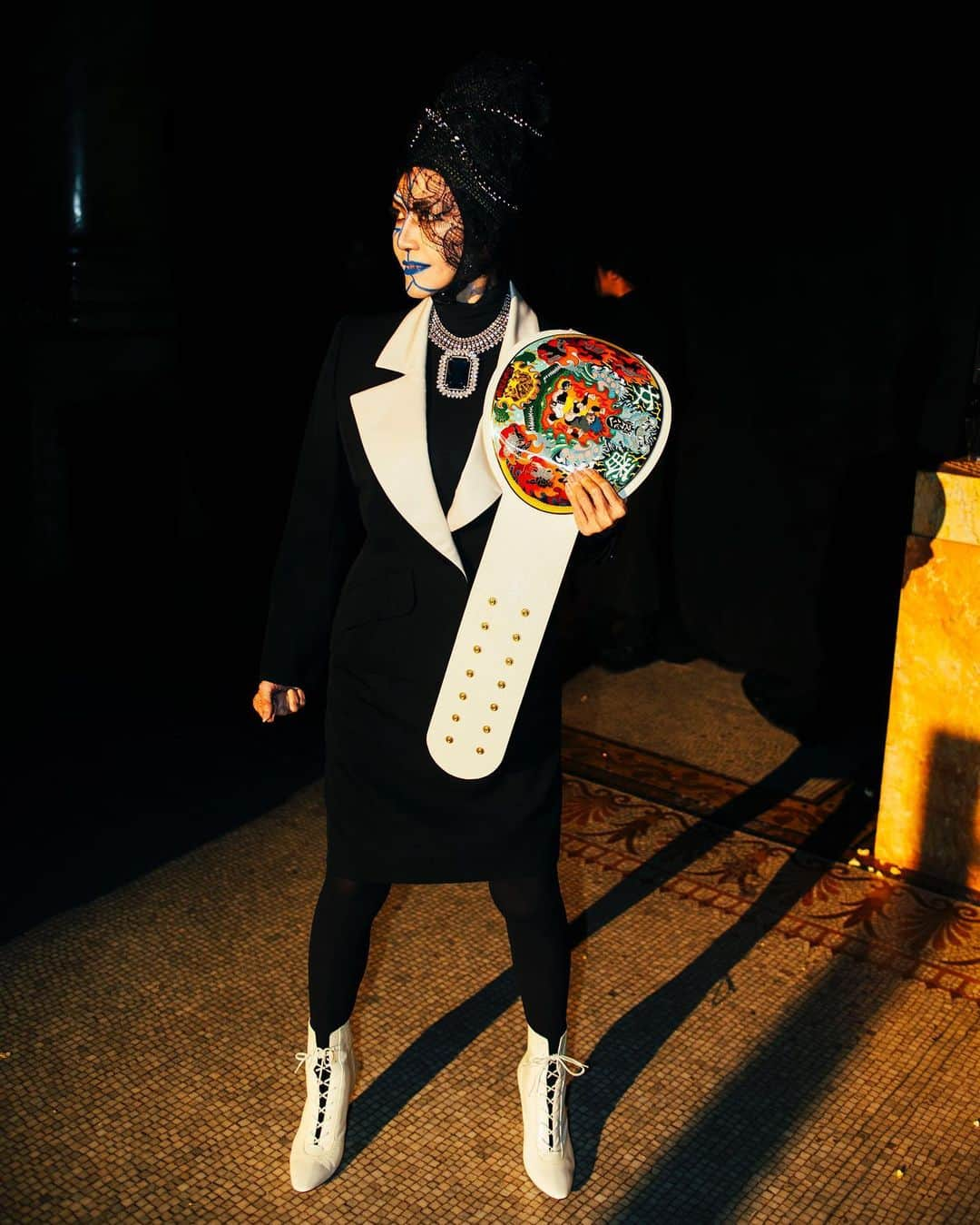 オランピアルタンさんのインスタグラム写真 - (オランピアルタンInstagram)「Bull Nakano presenting the @sukeban_world Championship Belt in NYC, wearing vintage YSL and a @stephenjonesmillinery custom made hat. 🖤🏆🤼‍♀️🎌 @bull__nakano  Sukeban World Championship Belt designed by @marcnewsonofficial with an illustration by @ishiguroayako  📸 @jirokonami」10月4日 21時17分 - olympialetan