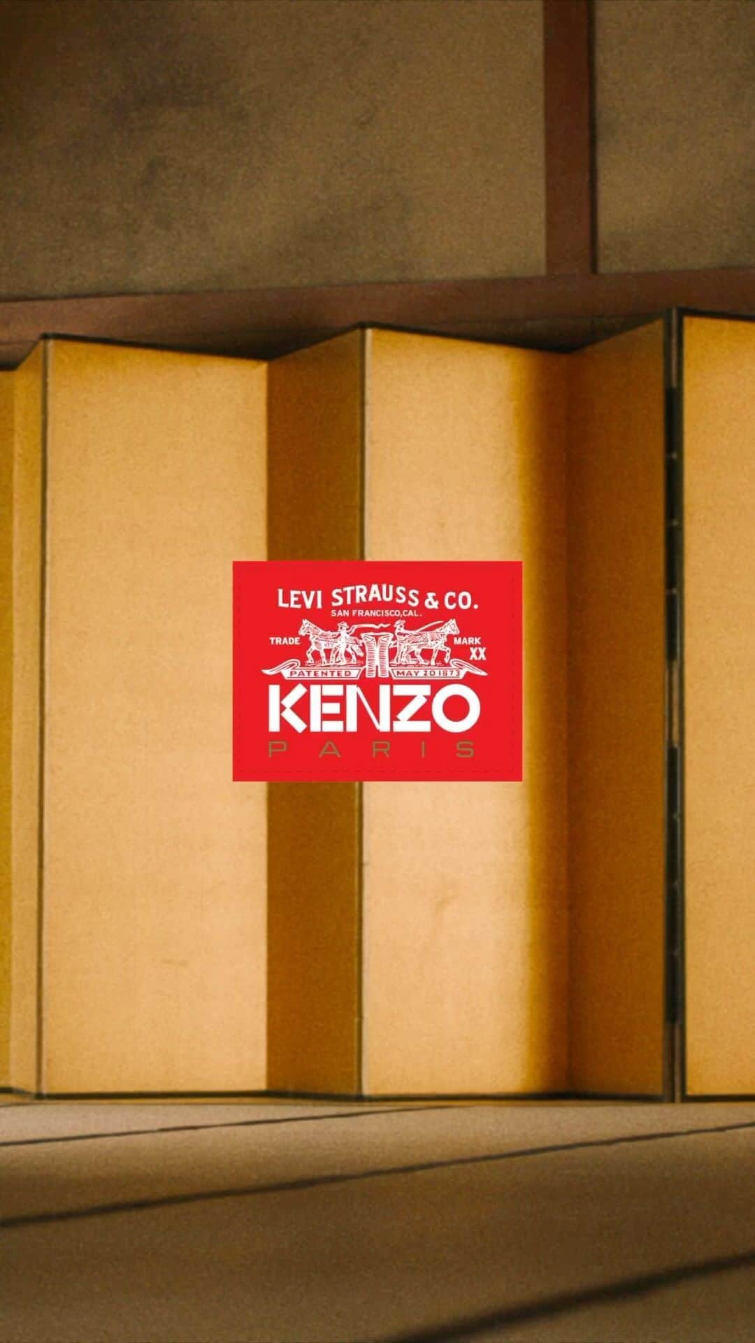 Levi’sのインスタグラム：「Introducing KENZO X LEVI’S®: a collection suspended between the traditions and innovations of East and West. The denim-focused capsule exemplifies the ongoing conversation between historical Japanese dressmaking and classic American workwear central to the practice of KENZO’s Artistic Director @NIGO.  Now available in select @KENZO & @LEVIS stores, and on KENZO.COM & LEVI.COM  Director: @_____81 Creative Direction: @linakutsovskaya @beg00dstudios Stylist: @marq.rise」