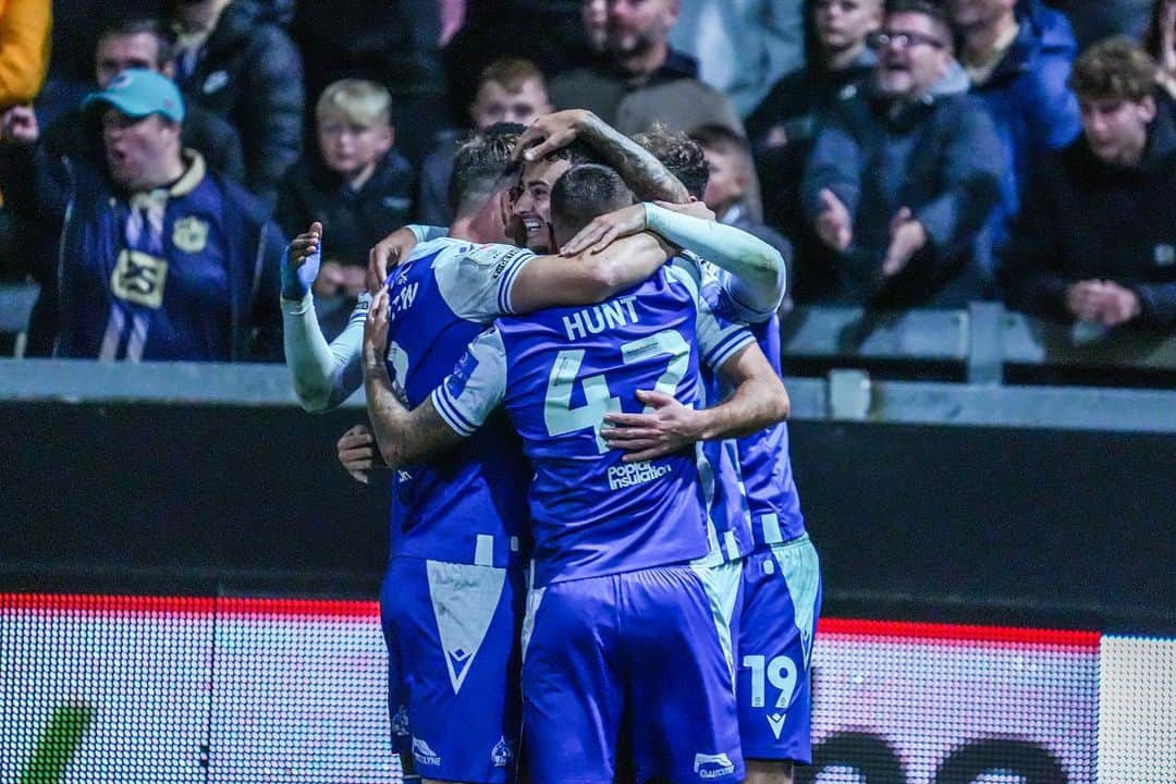 ジョーイ・バートンさんのインスタグラム写真 - (ジョーイ・バートンInstagram)「Great result and performance from the boys last night. Back to back wins at home. Clean Sheet. +3. 👍  Thanks for the fantastic support.  UTG 💙」10月4日 21時27分 - joey7bartonofficial