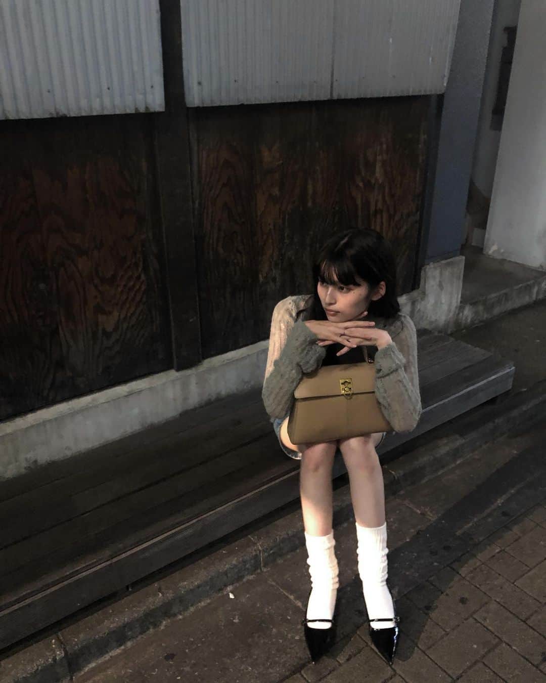 乃愛さんのインスタグラム写真 - (乃愛Instagram)「かわいいかばんとかわいいふくと🧳🐈‍⬛」10月4日 21時34分 - _0w022