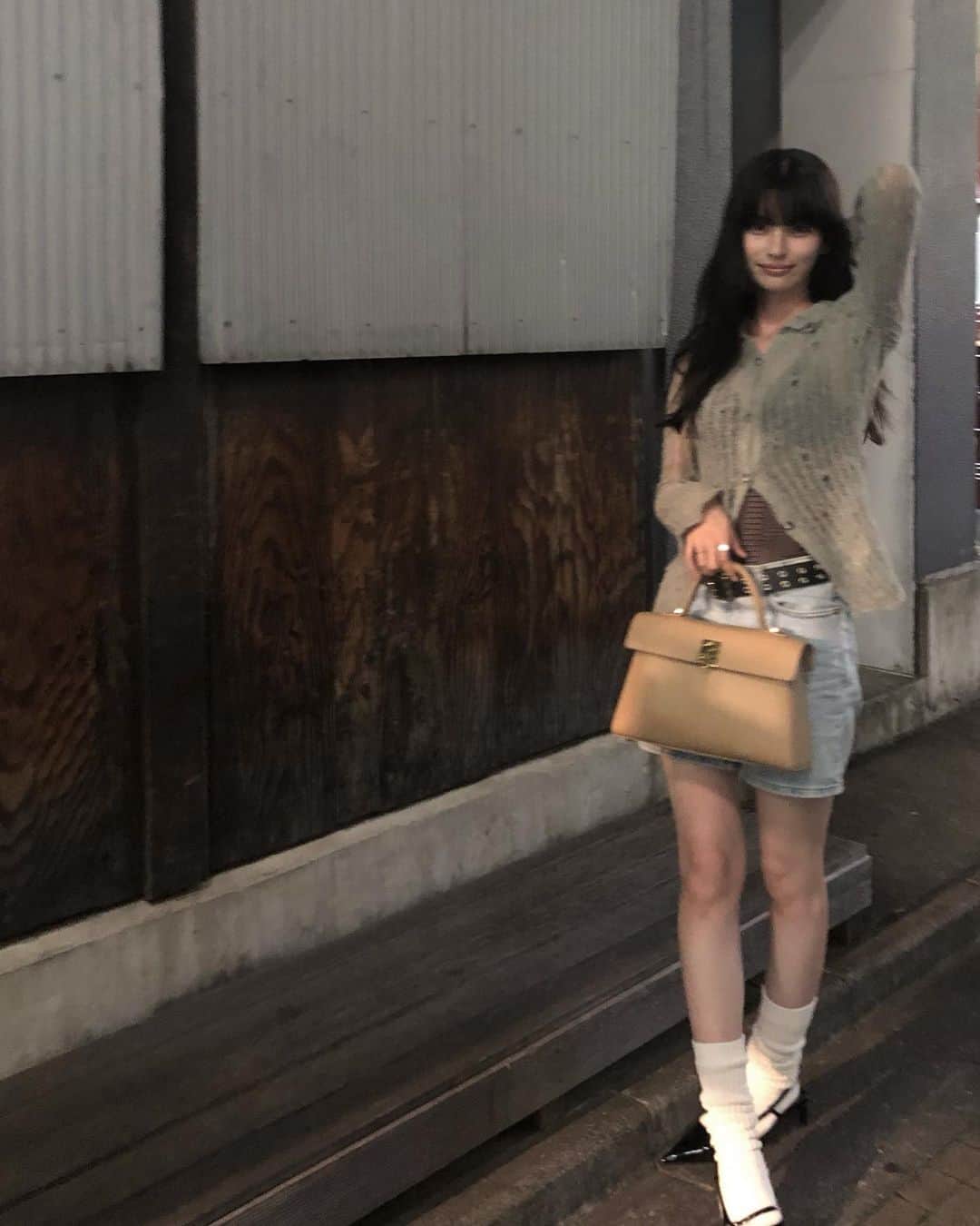乃愛さんのインスタグラム写真 - (乃愛Instagram)「かわいいかばんとかわいいふくと🧳🐈‍⬛」10月4日 21時34分 - _0w022