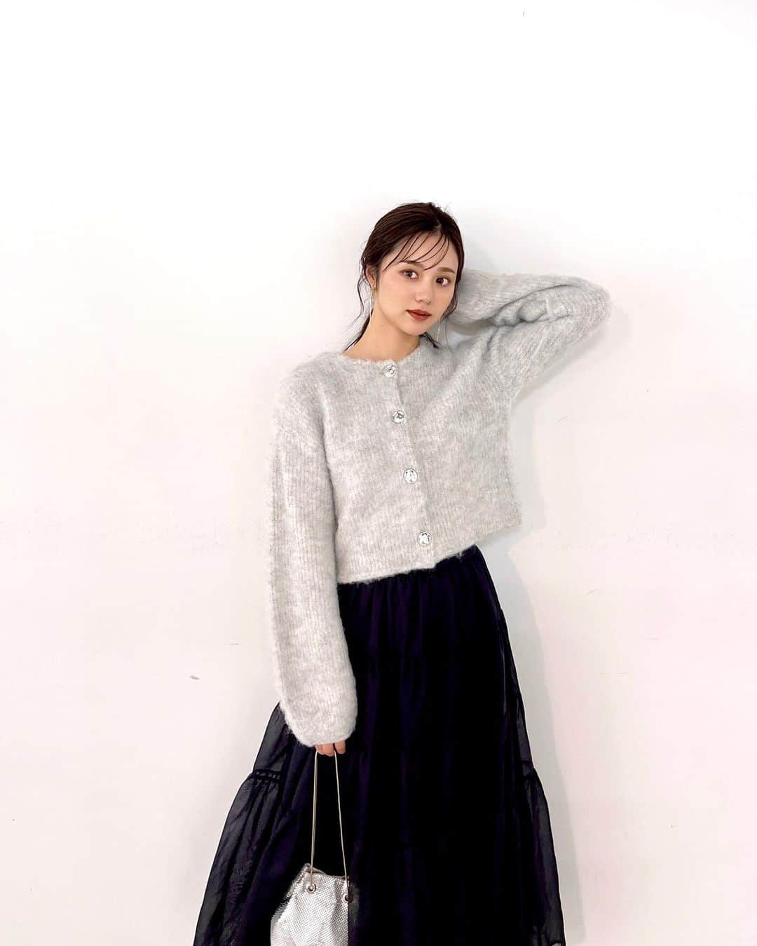 tomoのインスタグラム：「今日も今日とて楽しい現場でした☺️  #撮影 #オフショット」