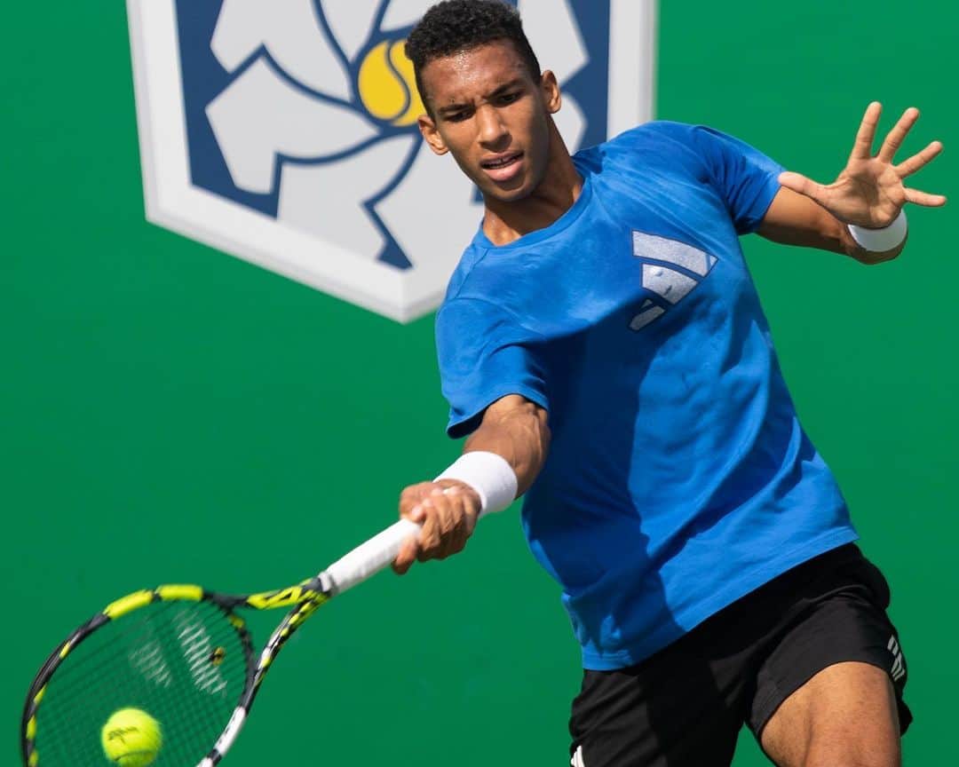 フェリックス・オジェ＝アリアシムのインスタグラム：「Ticking off the to do list ✔️🏋🏽‍♂️🎾🏃🏽」