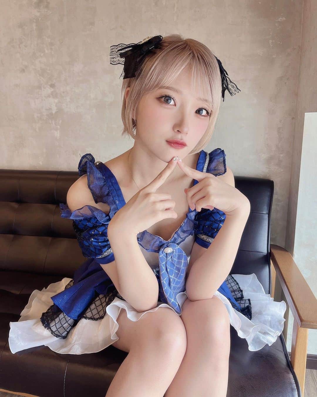 のインスタグラム：「衣装の時の髪型は何が好きー？」