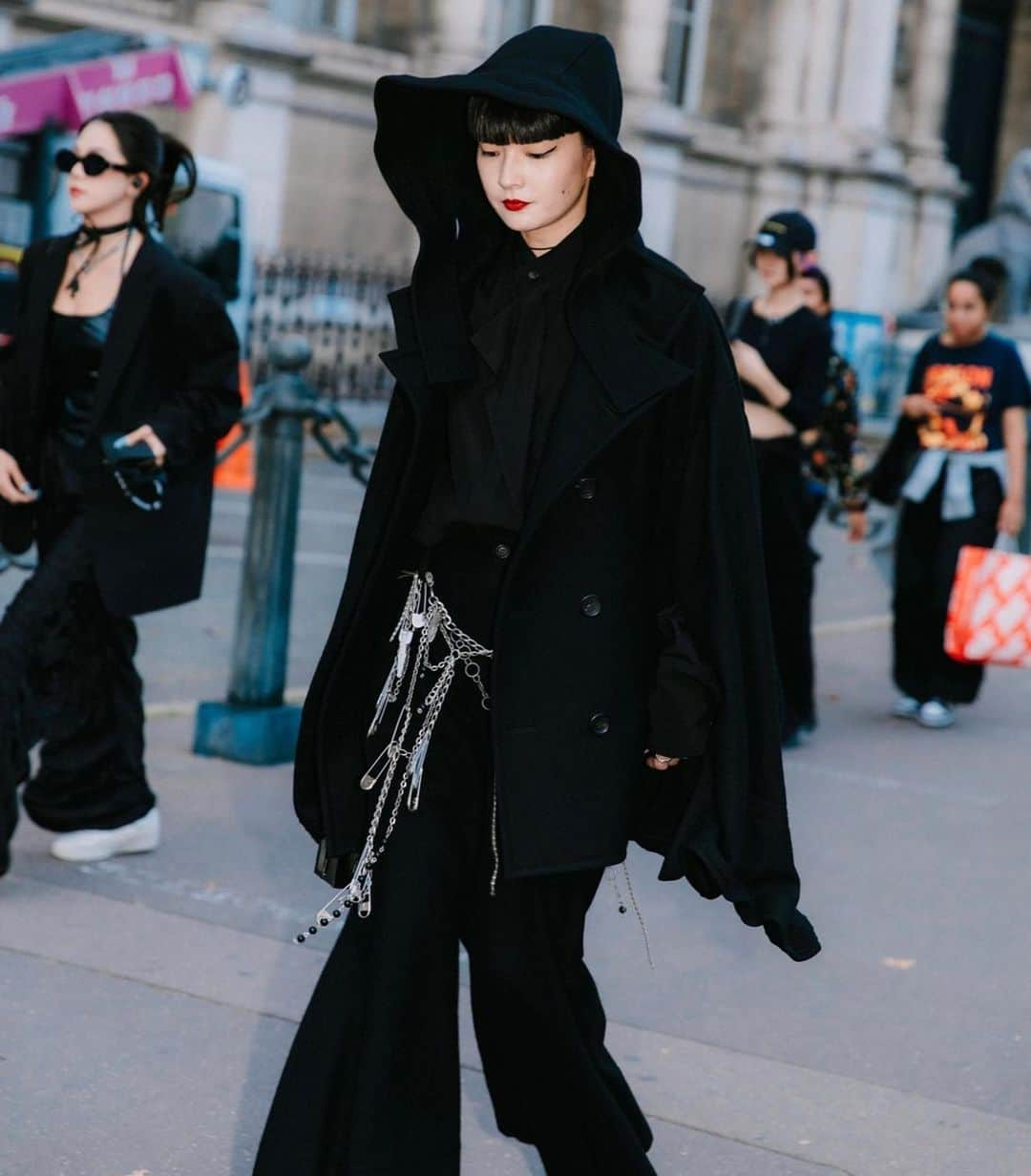 秋元梢さんのインスタグラム写真 - (秋元梢Instagram)「⚫️Yohji Yamamo⚫️  #pfw #yohjiyamamoto」10月4日 22時41分 - akimoto_kozue