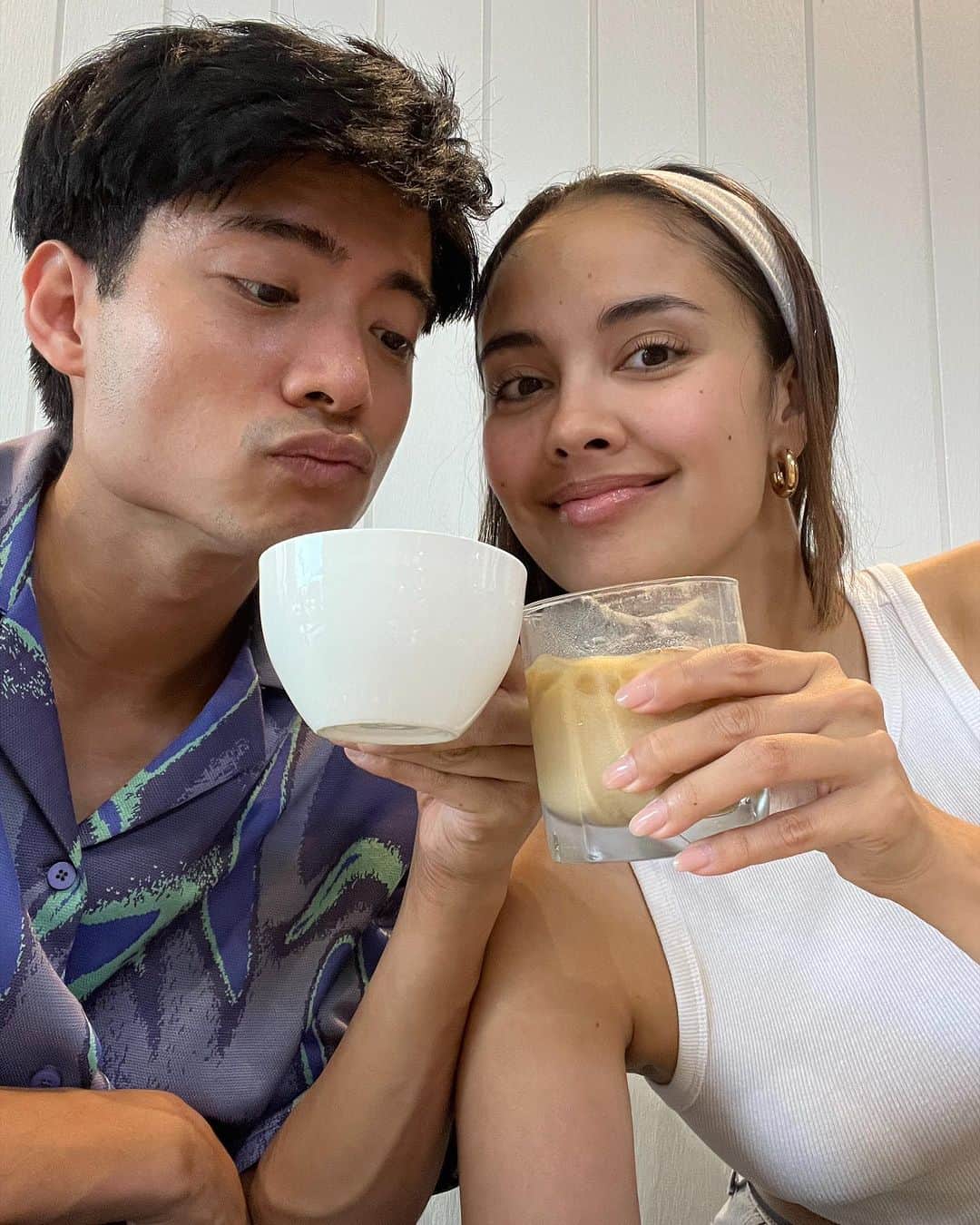 ミーガン・ヤングのインスタグラム：「Life lately ✨ a lot of planning, meetings and podcast work going on 💖   ☕️ never ending coffee dates at @chaptercoffeeph. Always looking for new coffee shops!! Drop your recommendations pleaseee 😍  👷🏻‍♂️the studio renovation was also put on hold because we had to fix the roof but construction starts again next week!   🐰 soba and chia love this chair by @art.kimborja 🥹   🤳 mirror selfie because I rarely take a picture of my outfits @magdamagmarketcafe   🐱 Yoongi made me buy this 😁  ✨ we finally scored a @_k.a.p.i.t.a.n print 😍😍😍  ❤️‍🔥 shot a podcast episode with @lianne.valentin!!! Coming sooooon 🥰」