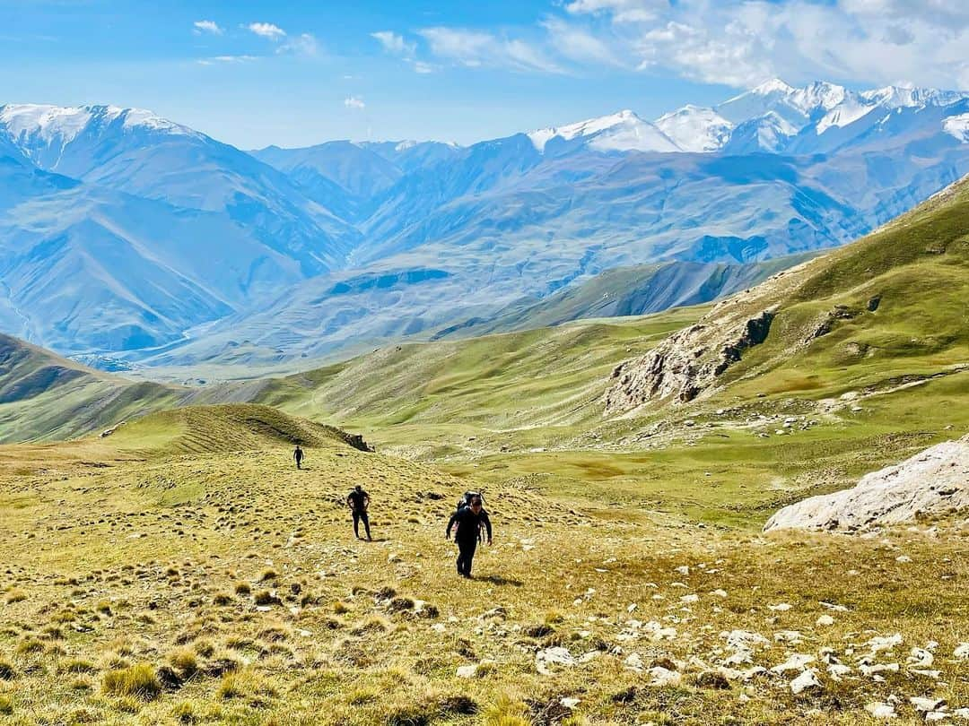 メーガン・ネイさんのインスタグラム写真 - (メーガン・ネイInstagram)「just a small hike with a small altitude climb  🤌🏼」10月4日 22時52分 - iammeagennay