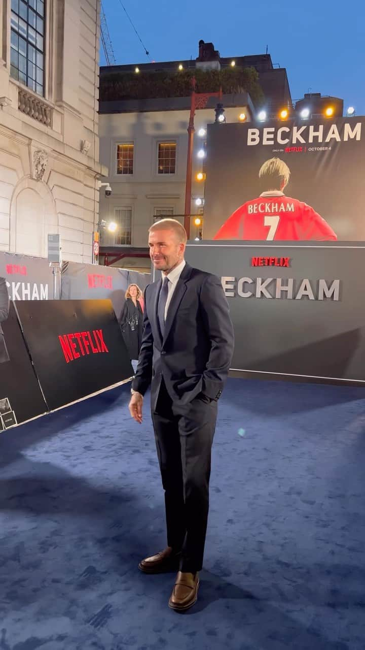 デビッド・ベッカムのインスタグラム：「Special night ❤️ #BECKHAM @netflix 🍿」