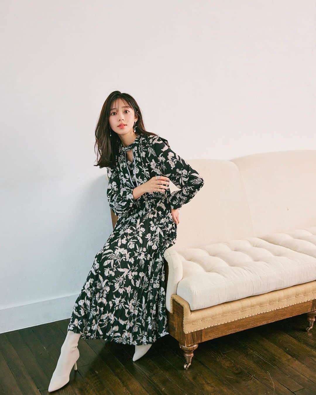 江藤百香さんのインスタグラム写真 - (江藤百香Instagram)「👗❄️⭐️」10月4日 23時20分 - momokaeto