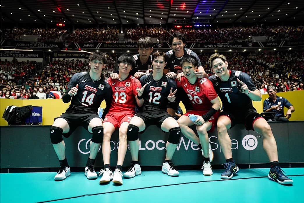 山本智大さんのインスタグラム写真 - (山本智大Instagram)「VS 🇹🇳 3-0win  VS 🇹🇷 3-0win #２連勝 #OQT #ワールドカップ #volleyball  #龍神日本 #最高でーす」10月4日 23時21分 - tomohiro_yamamoto