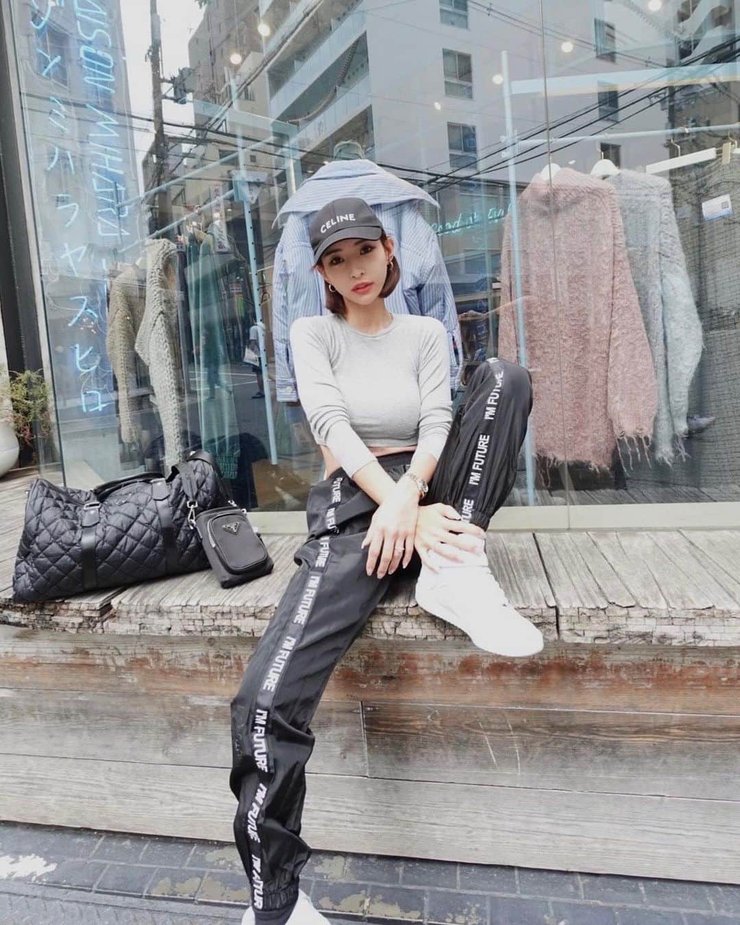 石原彩香のインスタグラム：「運動後に📸」