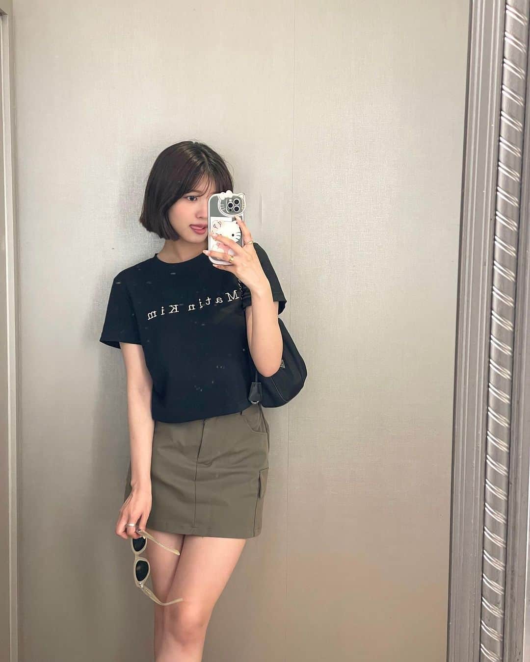 古田愛理のインスタグラム：「ボブにして一日目の写真たち✩.*˚」