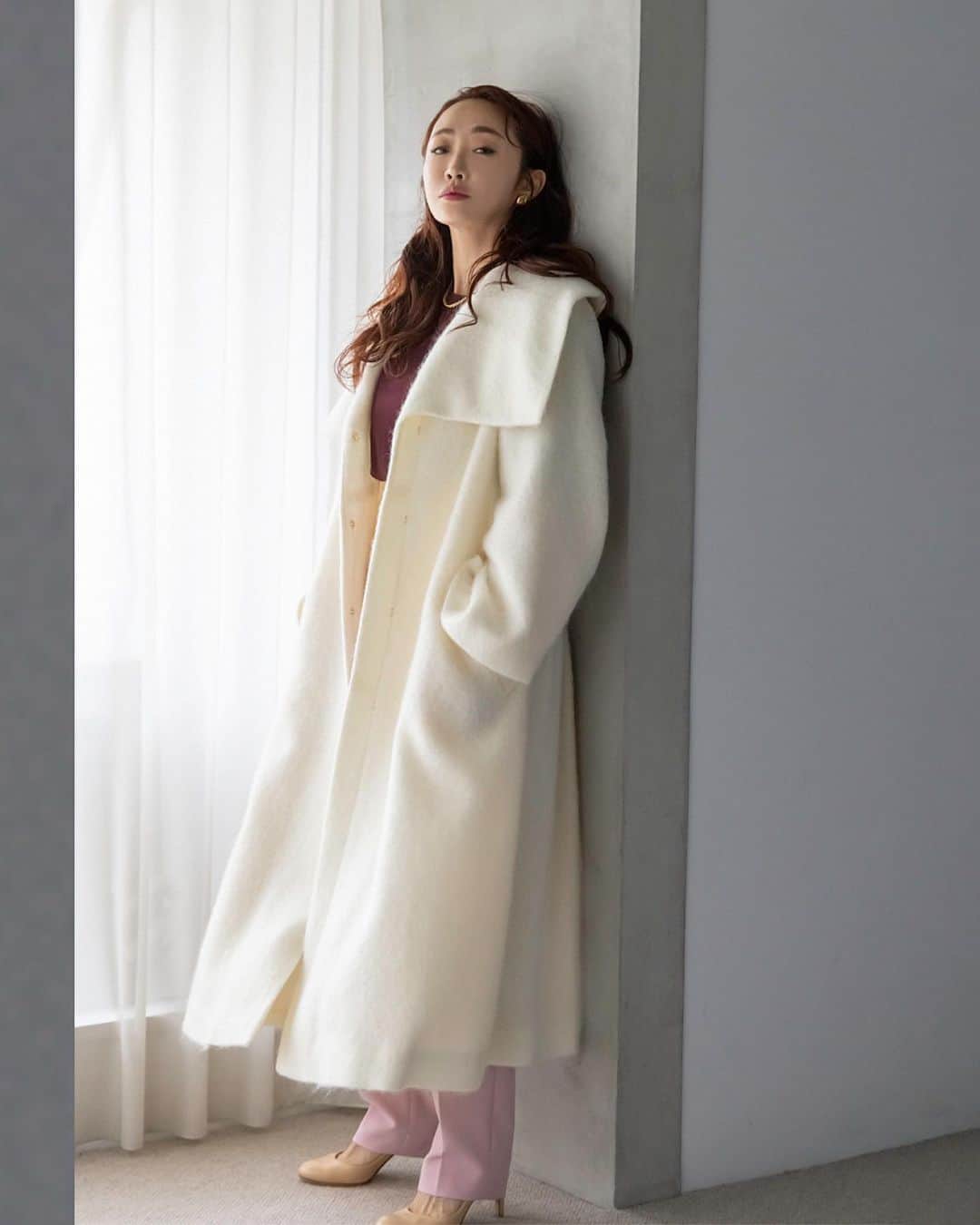 ロペのインスタグラム：「【ROPÉ × Megumi Kanzaki Design by Masaco Teranishi】 ⁡ オケージョンの枠を超えて 自由に、自分らしく日常を彩るスタイリング集 ⁡ J'aDoRe JUN ONLINEでご購入いただけます。 ⁡ ⁡ ⁡ @rope_jp @jadorejunonline  @megumi_kanzaki  @masaco_teranishi #ロペ #ROPÉ #ropejp」