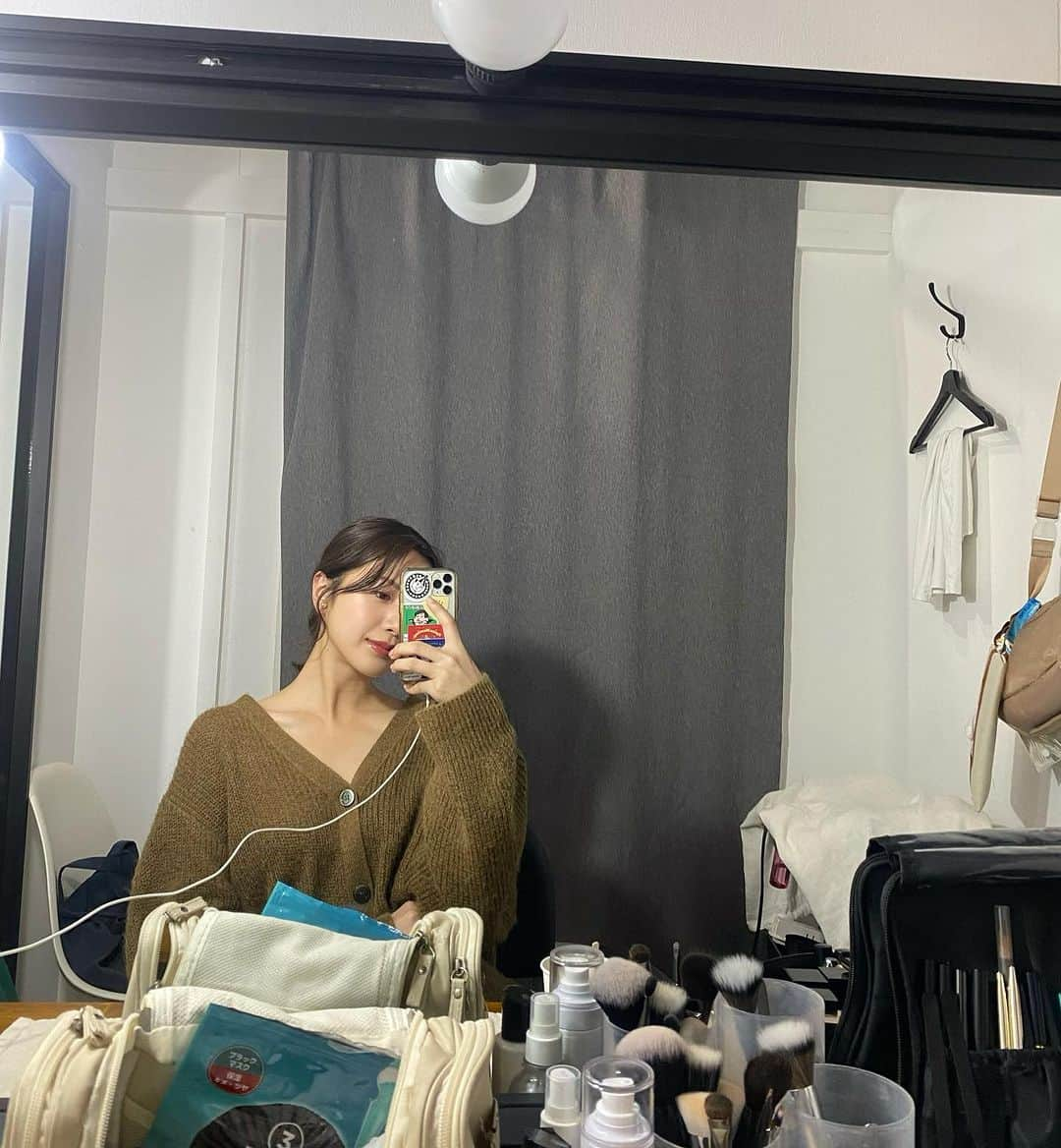 大伴理奈のインスタグラム：「_ 秋、きましたか？ ON➡︎OFF🍻」