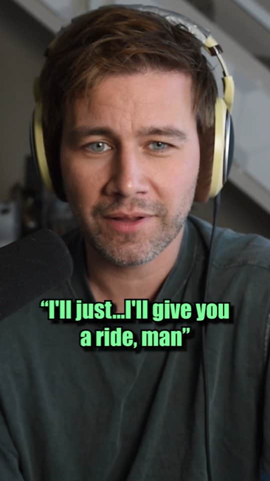 トーランス・クームスのインスタグラム：「He's not dodgy, he's just Canadian!   This Saturday's guest on The Podcast of a Generation is actor and streamer @torrancecoombs!  We talk about roadtrips, Mormons, and first and foremost how great it is to be Canadian!  On my channel, or wherever you get your podcasts   #reign #hunksofhallmark #twitchstreamer #podcastclips #podcast」