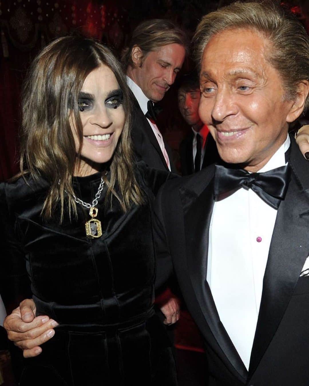 カリーヌ・ロワトフェルドのインスタグラム：「For generations, Raspoutine always had a special place for my family and me 🖤 my grand father, my dad and my brother always went there. The famous Russian cabaret opened in 1965  and became a night club in the 2000’s!   To many more nights @raspoutine.paris   Irreverent Ball At Raspoutine, 2011」
