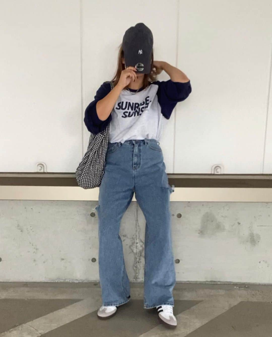 S E I K Oさんのインスタグラム写真 - (S E I K OInstagram)「.  この前ストーリーに 久しぶりのSHEIN✌️って載せたら DMたくさんきた💌  バイカラーのロンTとか ブーツとか これから使えるアイテムと あと一目惚れした バイカーパンツ🩳  あんまり脚出さないんだけど ロンTとかスウェットに バイカーパンツがかわいくて😍  アイテムIDこちら ↪︎ @shein_japan   TOPS/ 11292657 pants/ 11011829 boots/ 11691457  ちなみに🉐 クーポンコード：seco このクーポンコードを使うと 「お買い上げ金額1〜5,999円まではセール価格より 15%OFF👍 6,000円以上は20%OFF✌️」になるよ🌷 12月31日まで使えます☺️  _____________________________   #PR #SHEINforAll #SHEIN#SHEINpartner #ad#今日のコーデ#OOTD#SHEINコーデ#プチプラ#プチプラコーデ#プチプラファッション#カジュアル#カジュアルコーデ#秋服#秋コーデ#秋ファッション」9月30日 19時32分 - seco_days