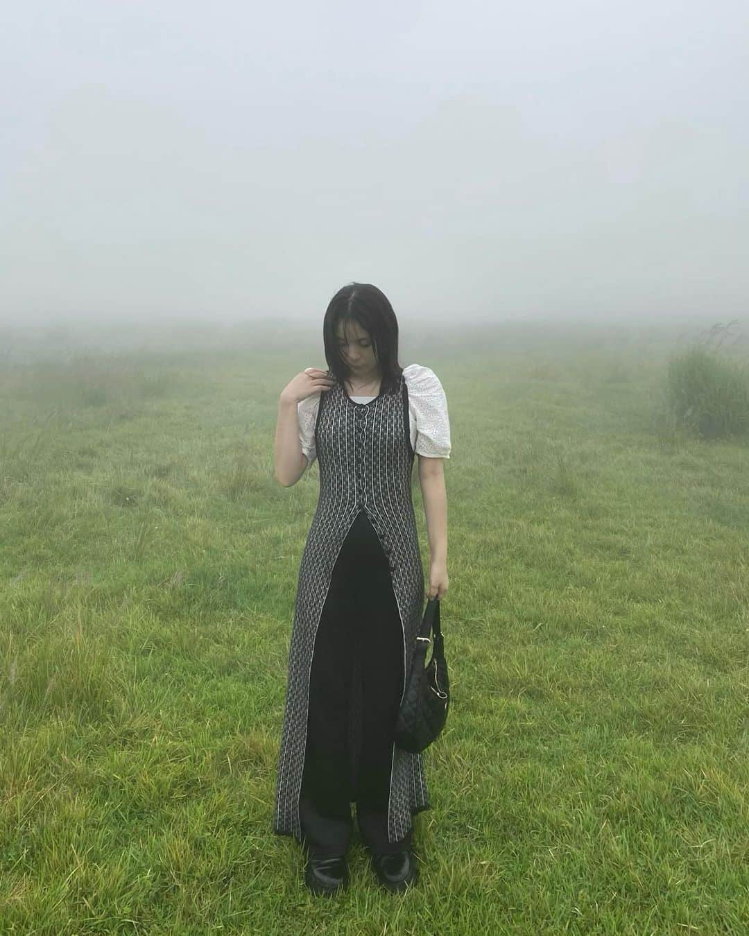 東ノエルのインスタグラム：「霧🌫」
