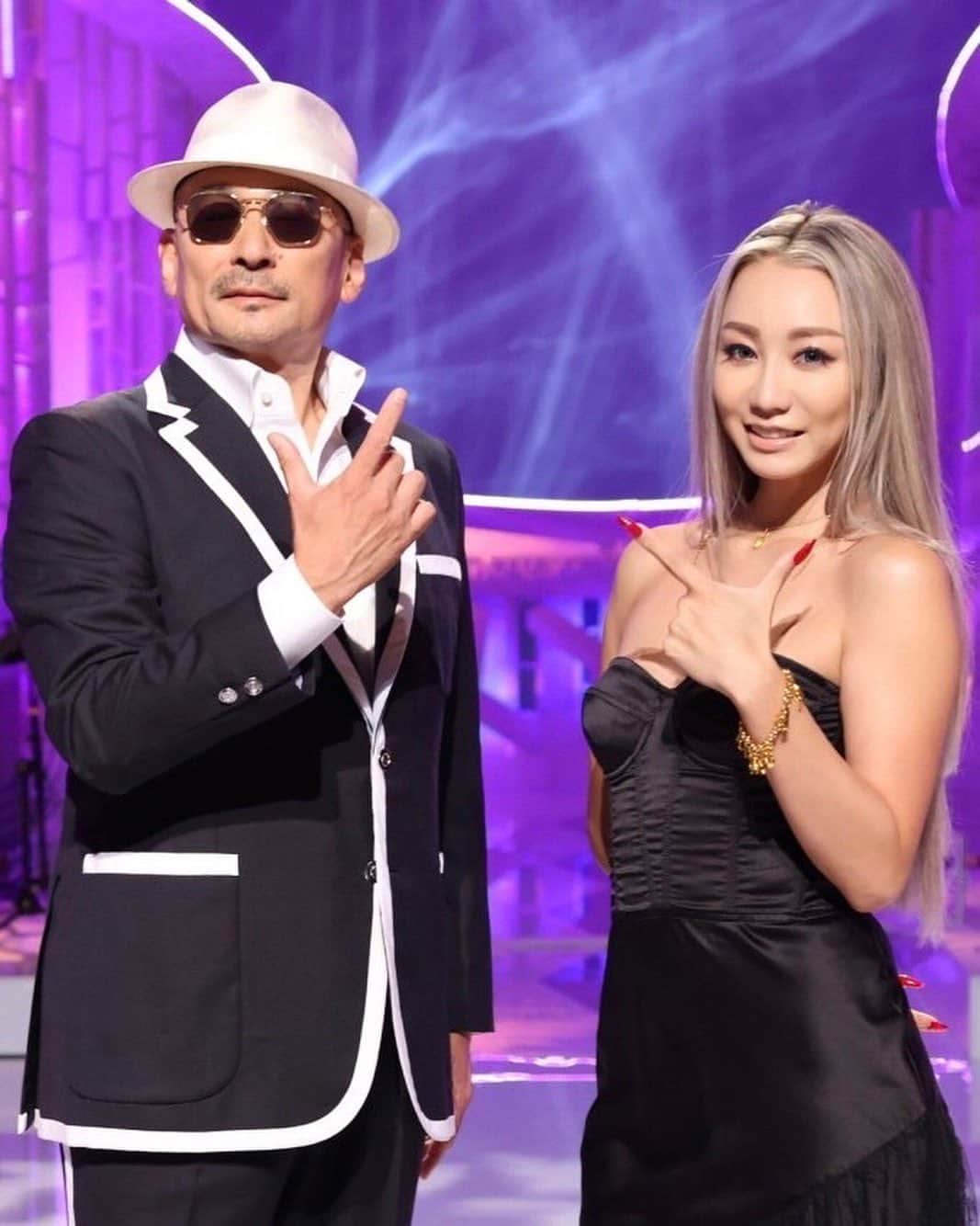 倖田來未のインスタグラム：「. クレイジーケンバンド様と、山口百恵さんの「横須賀ストーリー」を歌わせていただきました❤️ ⁡ いつかは、ご一緒できたらなぁと思っていました❤️ みなさん、ゲキシブでした！！！ とっても優しくて、ダンディーでメロメロでした笑笑 ⁡ 剣さんとのハーモニーもとても気持ちよく、何度もご一緒させていただいているかのような、安定感でした笑 ⁡ またいつかよろしくおねがいします！！！ 次は、何を歌いましょーか🎤❤️ ⁡ #クレイジーケンバンド さん #musicfair #フジテレビ #kodakumi #倖田來未」