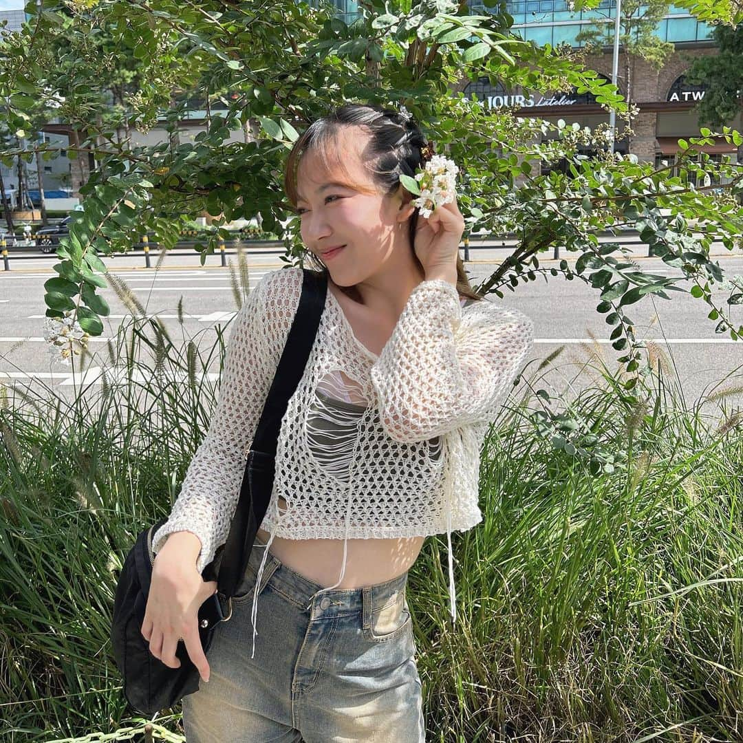 圭叶（KEYKA）さんのインスタグラム写真 - (圭叶（KEYKA）Instagram)「肌寒くなってきたから夏っぽい服装は9月までかなっ☀️ 長袖引っ張り出してくる日々です🍃」9月30日 19時45分 - https.keyka