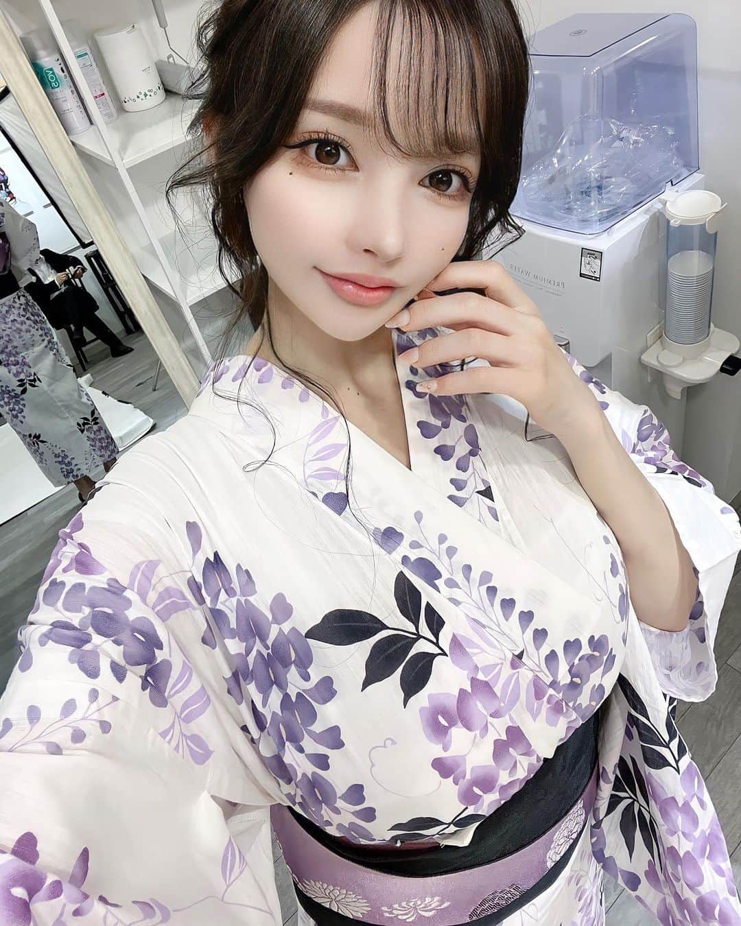 のインスタグラム：「時系列バラバラで🙏  #浴衣 #撮影 #キャバクラ #キャバ嬢 #六本木 #美人茶屋」