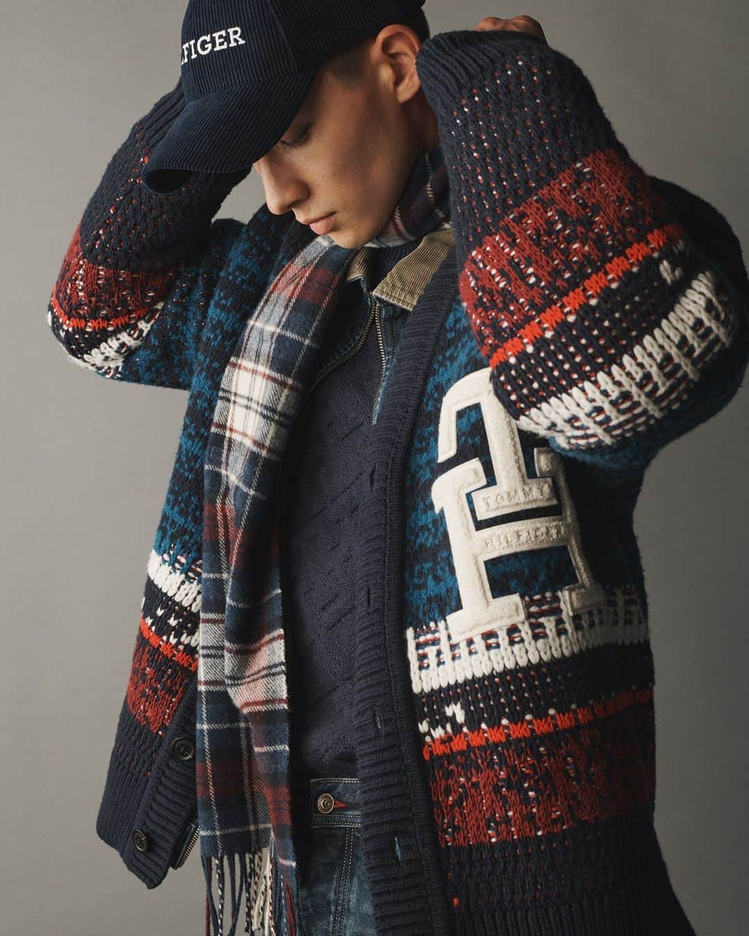 Tommy Hilfigerのインスタグラム：「Unlock your inner explorer with tartan plaids and elevated outerwear. #TommyTartan #FallEssentials」