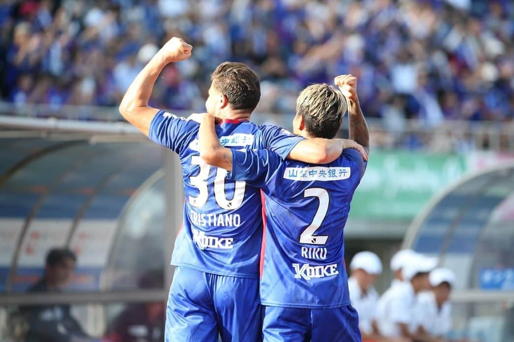 松田陸のインスタグラム：「⚽️ +3👍  #松田陸 #ヴァンフォーレ甲府 #vfk」