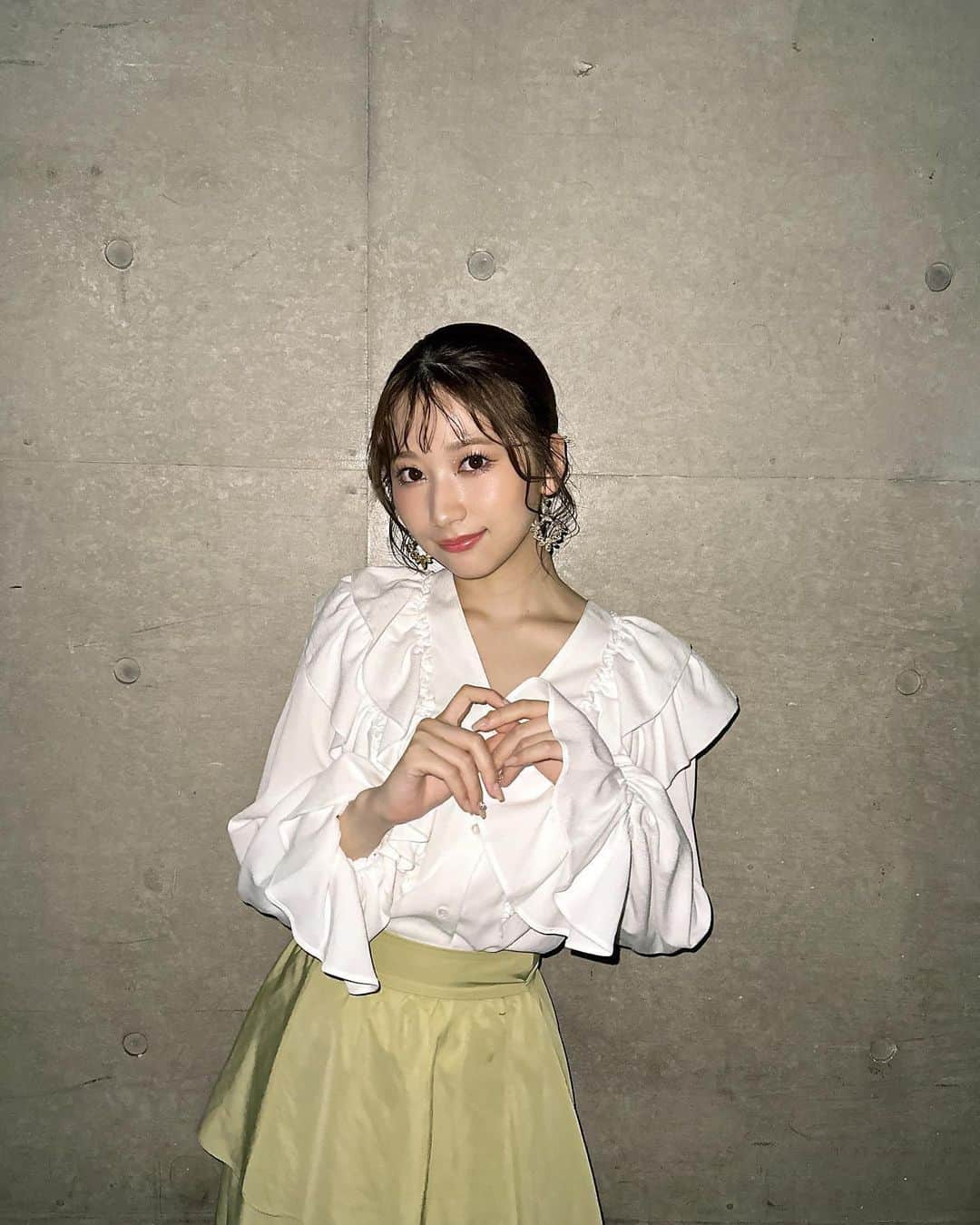 伊藤優絵瑠のインスタグラム：「GirlsAward 2023  ありがとうございました︎︎︎︎☺︎︎︎☺︎︎︎☺︎     @girlsaward_official  @lilliancarat_official   #girlsaward #ガールズアワード  #ガルアワ #ガルアワ2023AW #リリアンカラット  #lilliancarat」