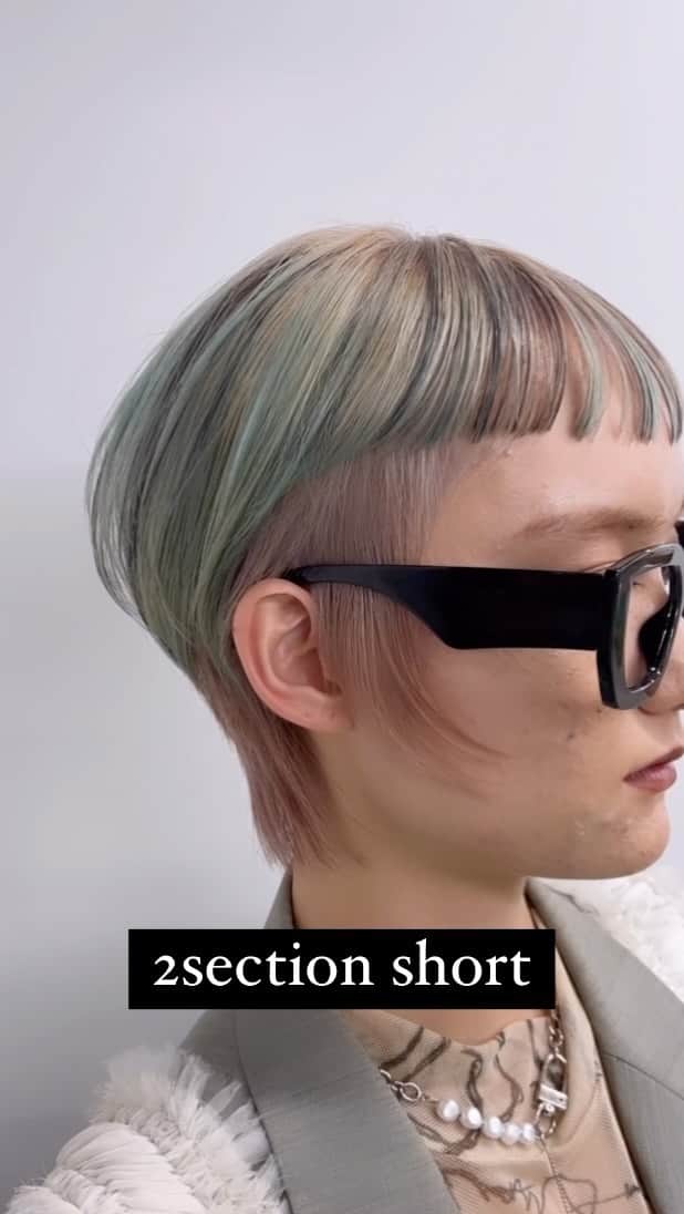 内田聡一郎のインスタグラム：「2section short✂️  hair @soucuts  make @leco_yuuka  color by @fiole_official  thanks @dalia_official_jp   #ショートヘア　#short #ツーセクション　#デザインカラー #フィヨーレ　#🇨🇳 #中国 #美容師　#ショート  #カラー動画  #カット動画」
