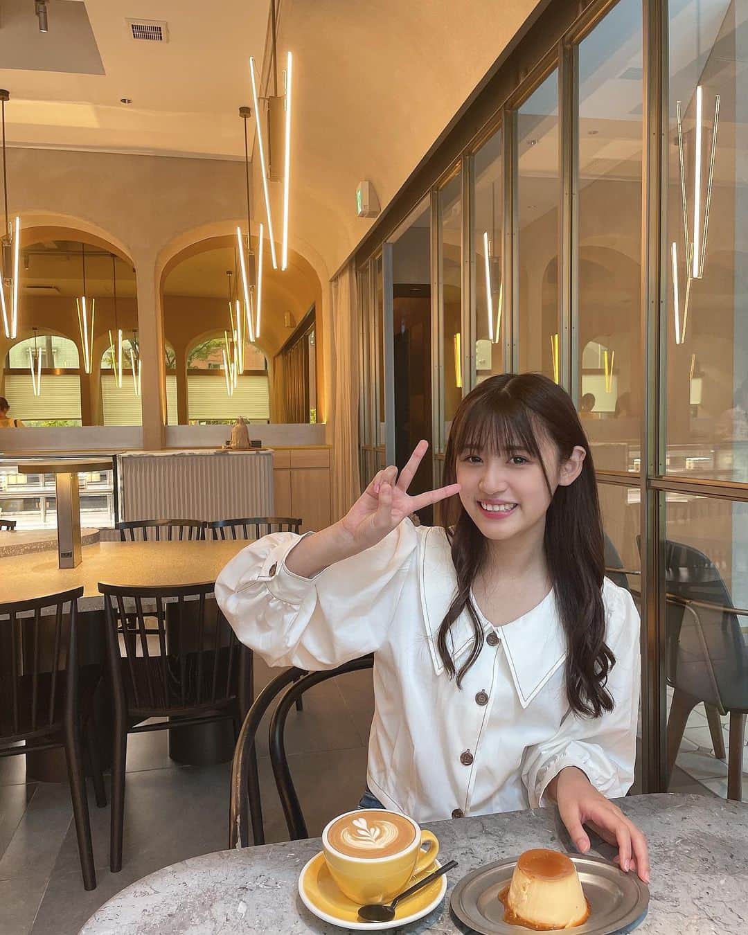 中川美音さんのインスタグラム写真 - (中川美音Instagram)「♪  オシャカフェ  #カフェ #カフェ巡り #大阪カフェ」9月30日 20時41分 - nakagawa_mion
