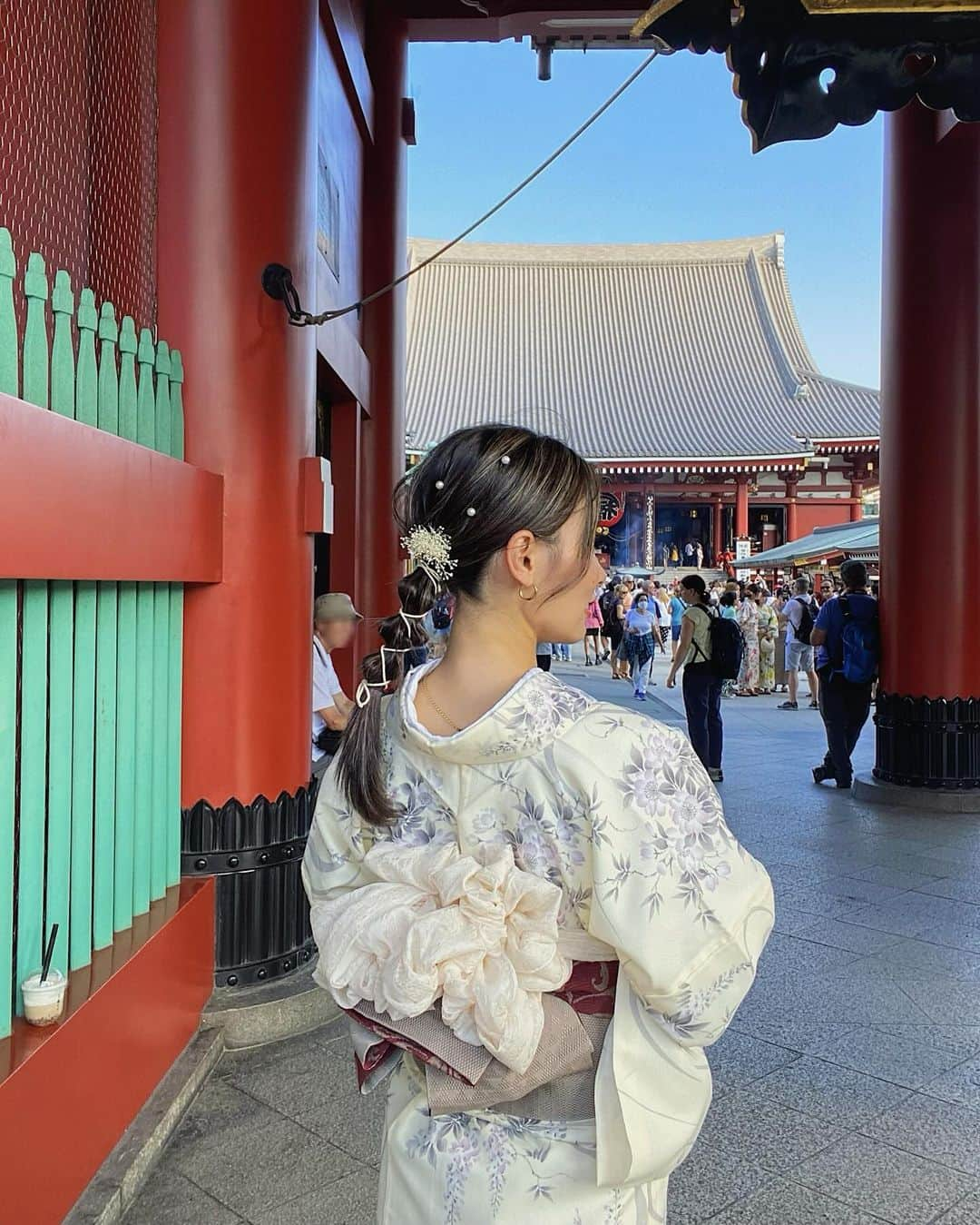 KANAMIさんのインスタグラム写真 - (KANAMIInstagram)「・ 今年も行けました☺️ 毎回着物選びが楽しい👘🤍 髪型もお気に入り✨  #浅草」9月30日 20時46分 - kanami_0530