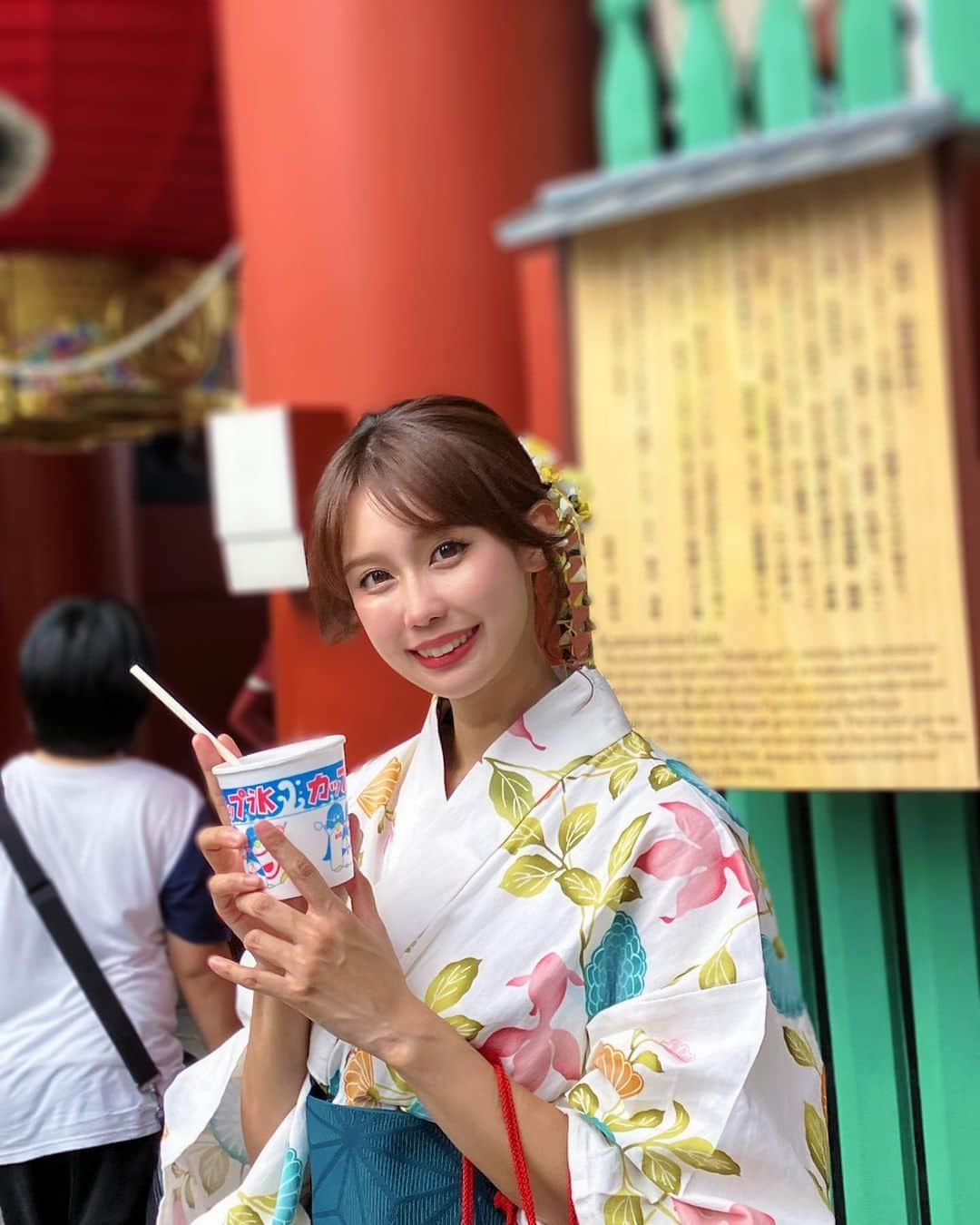 相原美咲のインスタグラム：「今日は浴衣撮影会＆チェキ会＆居酒屋オフ会ありがとうございました！！！！😍😍😍💓💓  いつも愛に来てくれるみんなも はじめましての方にも会えて本当に嬉しかったし楽しかった😫💓  チェキ会でみんなに会えたことも 本当に嬉しかったな〜！ はじめての方にも会えたし💘  外の撮影会ってあんまりしたことないけど ほんとに楽しかったし またしたいな☺️💓  居酒屋オフ会は安定の盛り上がりで最高すぎた〜〜 みんなと飲むお酒が一番美味しいよ〜〜〜！！ありがとうねーー😫😫❤️❤️  そしてイベント終わりに ファンクラブキングプランの方限定のリクエスト撮影会で サザンオールスターズさん茅ヶ崎ライブビューイング　を観てきました〜😫😫😫😫💓💓💓 超超超最高でした！！ 私が出演させていただいた 盆ギリ恋歌も聞けたし MVも少し流れたので小さくだけど私も見つけた☺️👌笑  今日は一日中ファンの方と ずーーーっと一緒にいれて幸せだったーーー！！  来月は10月14日ランジェリー撮影会です！❤️💘  https://t.livepocket.jp/e/lawha  愛にきてね❤️  あ！今日の写真は  spj.entertainment0@gmail.com に送っていただいて許可出たものはSNS投稿可能です❤️ よろしくお願いします❤️  ではでは今日もお疲れ様でした❤️おやすみ🌙」