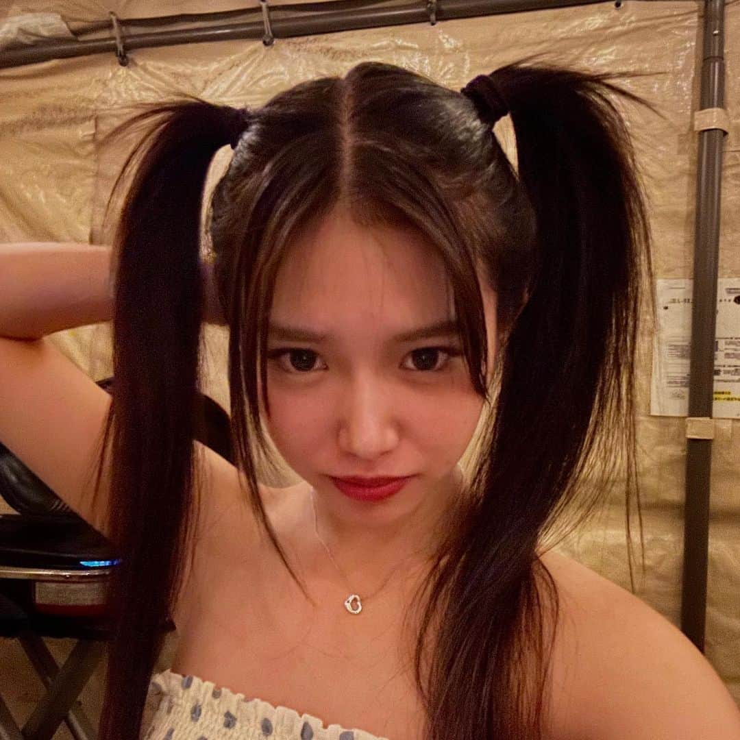 のインスタグラム：「ーーーー いっぱい食べてぷくぷくなお顔  夏の思い出いっぱいあるよぉ  #夏 #summer #ツインテール #こはる #04 #04년생」