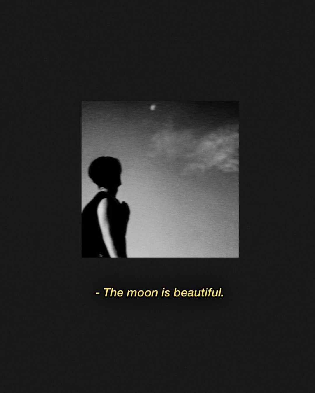 岡本圭人さんのインスタグラム写真 - (岡本圭人Instagram)「☆  Photo  The moon is beautiful tonight. Do you see it?  Looking at the sky, the same sky, feels as if we're connected.  Anywhere we are, we are all under the same sky.  We are all the same. Everyone is special. You're special. Love xx  月が綺麗ですね。  #keitogram #けいとのインスタグラム  Photo by @kosuke_akikura.photography Place at @southend_photostudio」9月30日 21時33分 - keitookamoto_
