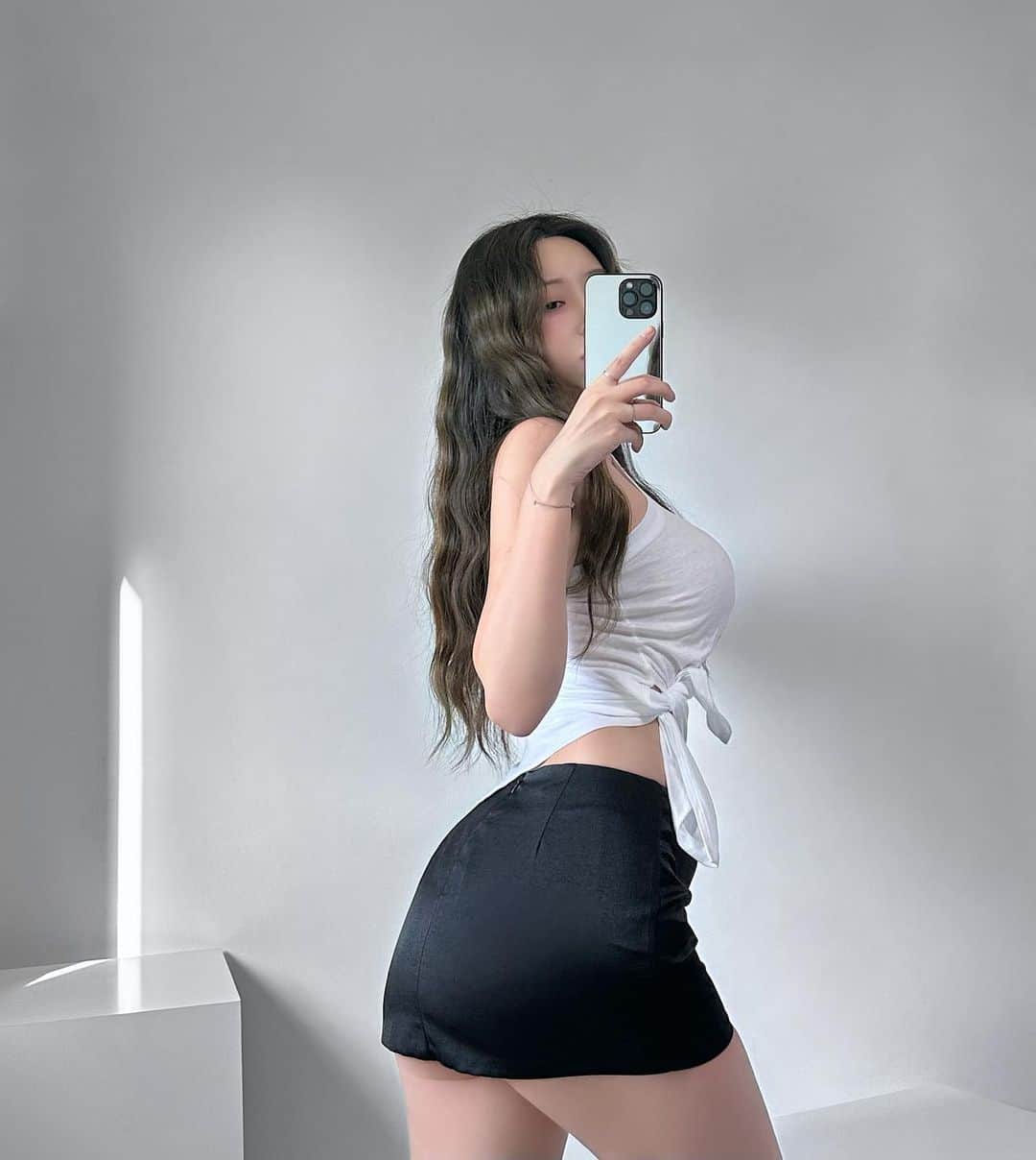 Choi Somiのインスタグラム：「⠀⠀⠀⠀ #글랜더 #glander  🖤🤍」