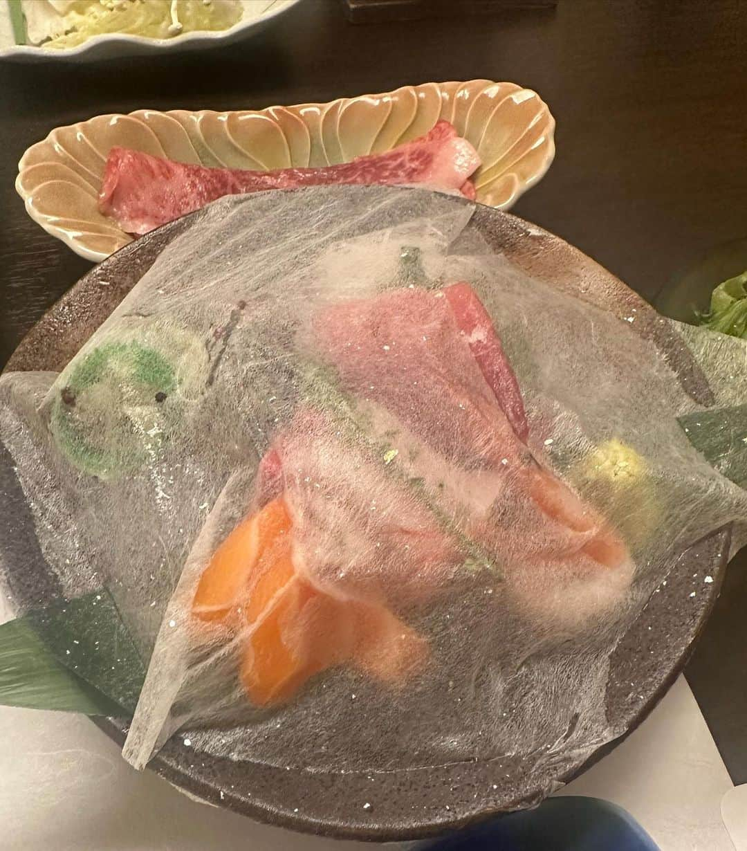 坂本夏海さんのインスタグラム写真 - (坂本夏海Instagram)「三朝温泉に行ったよ♨️  すき焼きー！お刺身ー！だいすき   #三朝 #三朝温泉 #三朝館 #鳥取 #鳥取観光 #山陰 #山陰旅行 #鳥取グルメ  #鳥取旅行 #浴衣 #浴衣女子 #旅館 #温泉旅館 #温泉 #温泉旅館  #温泉旅行  #山陰グルメ」9月30日 21時29分 - _nami_sakamoto